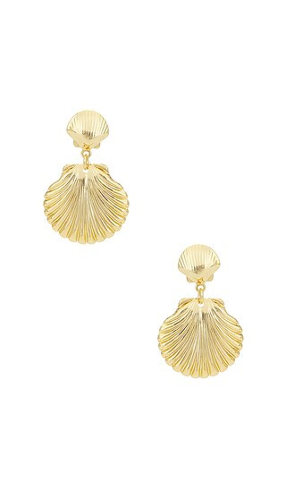 Sally Shell Earring in Gold | Revolve Clothing (Global)