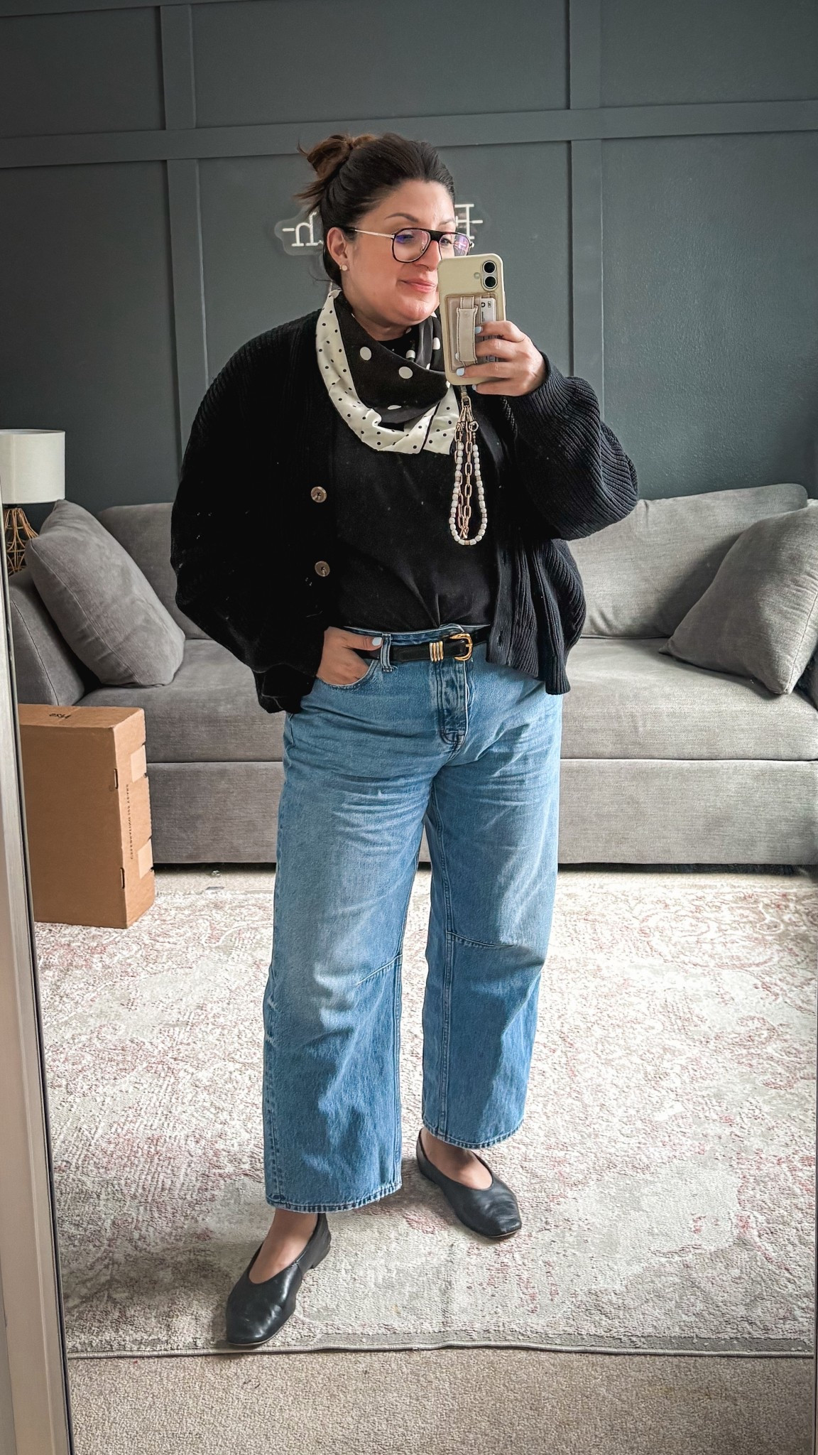 Today’s ootd:
Quince cardi - XL
Aerie scarf
Madewell belt - XL
Madewell barrel jeans - 32
Madewell flats 

#LTKOver40 #LTKMidsize #LTKSaleAlert