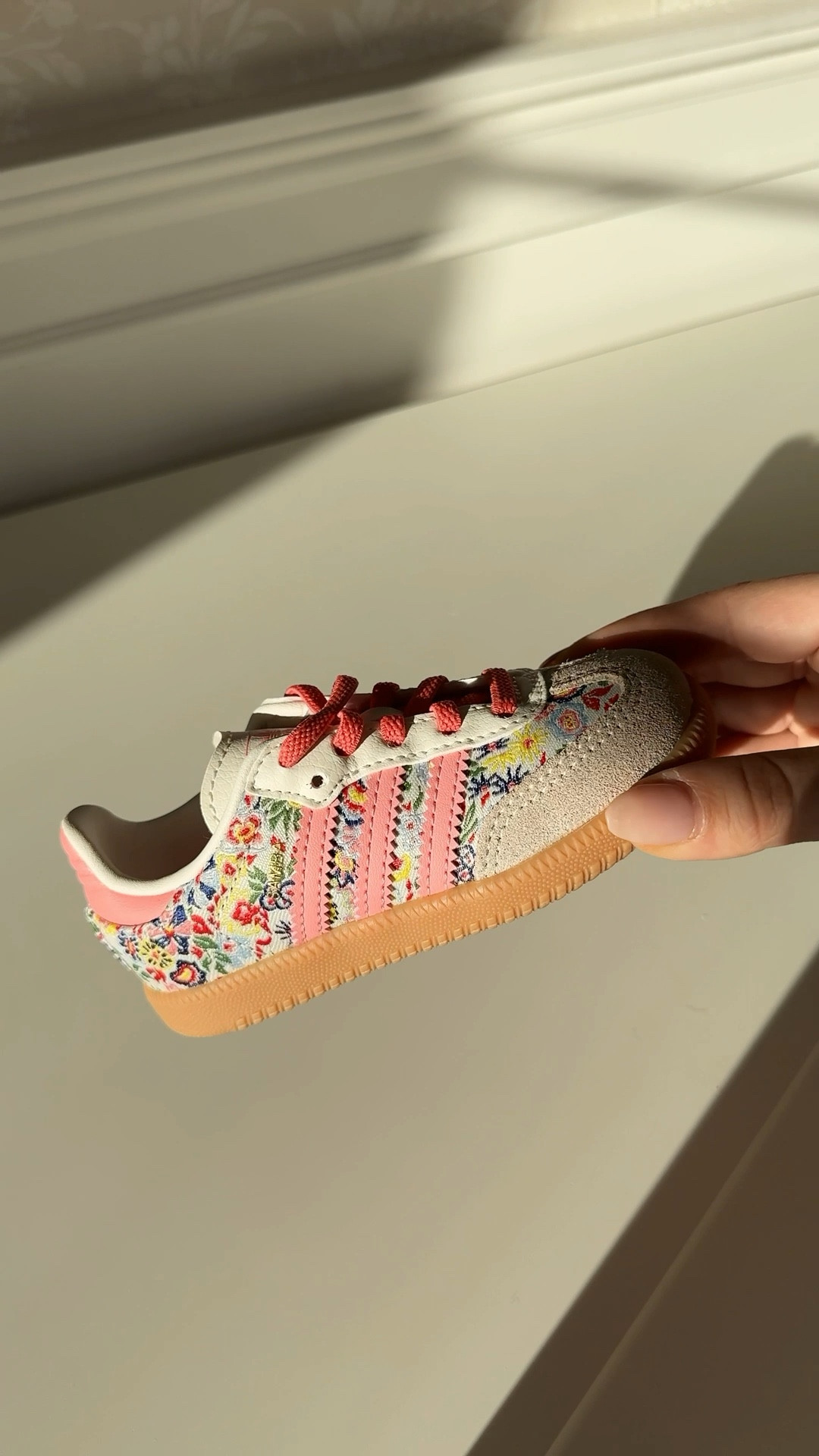 girl mamas, you NEED these 🎀🫶🏼🌸✨ & don’t forget to grab yourself the matching pair. 

#LTKsapatos #LTKspring #LTKbaby