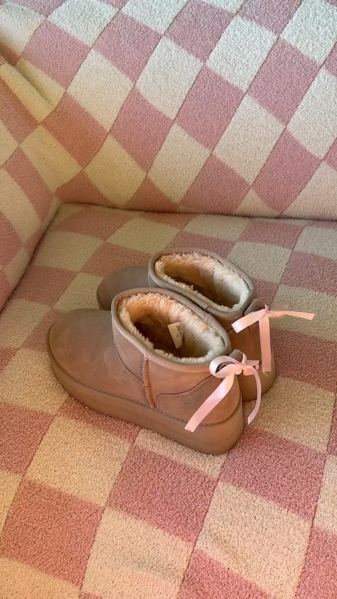 Your sign to add bows on your Ugg boots for fall 

#LTKSeasonal #LTKStyleTip #LTKShoeCrush