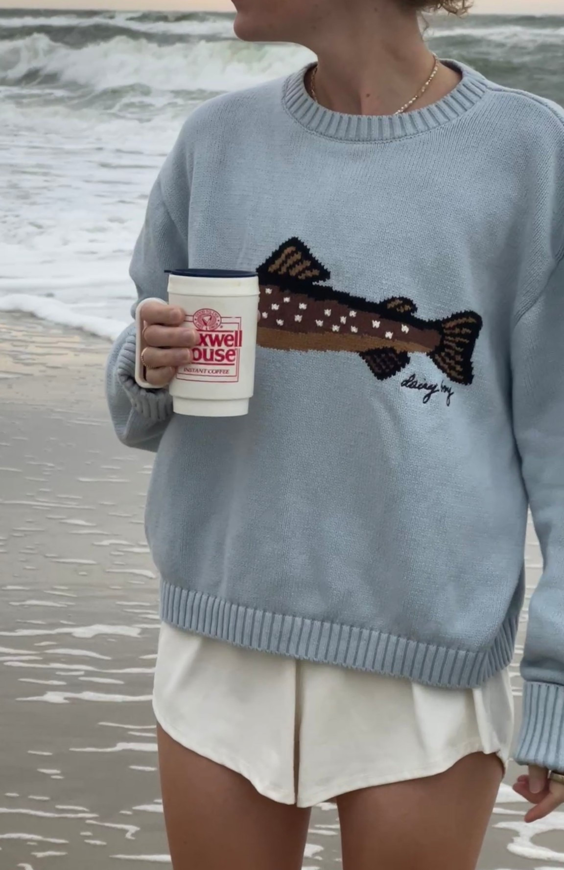Such an iconic sweater 🐟 I’m wearing size medium (one size up from my usual size). 