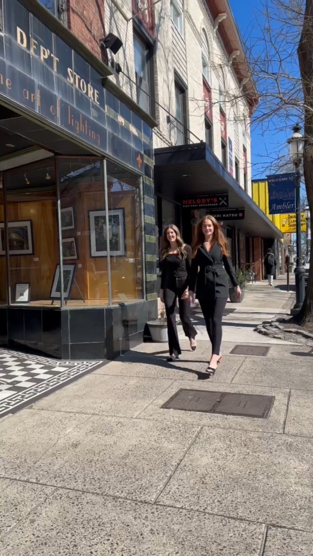 Holiday work party 🎄🖤

#LTKWorkwear #LTKTall #LTKHoliday