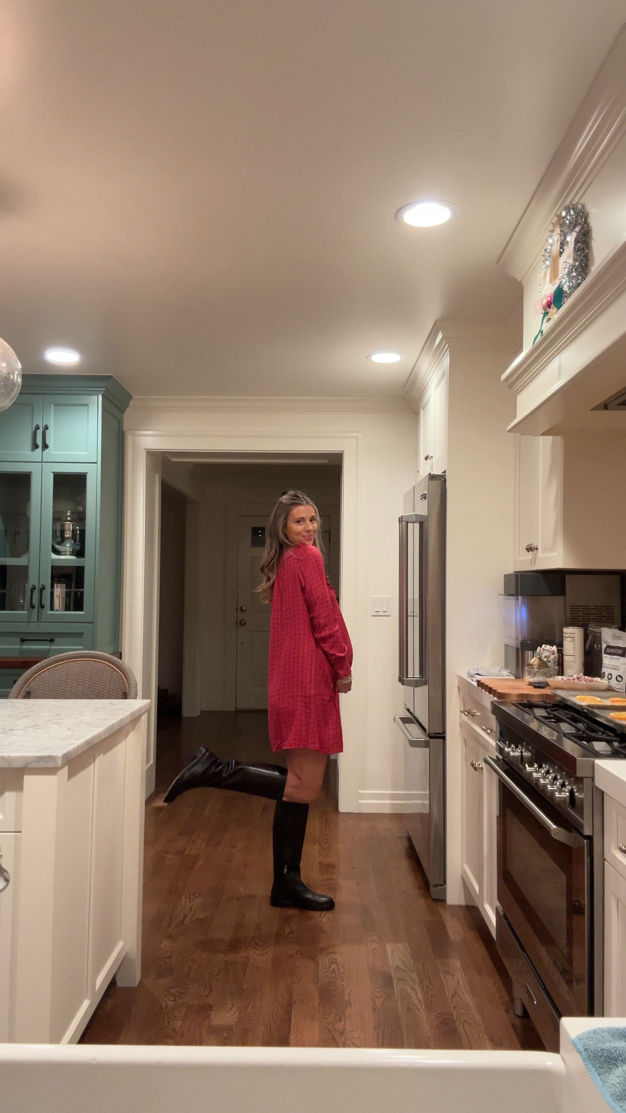 Friendsgiving outfit 🤍