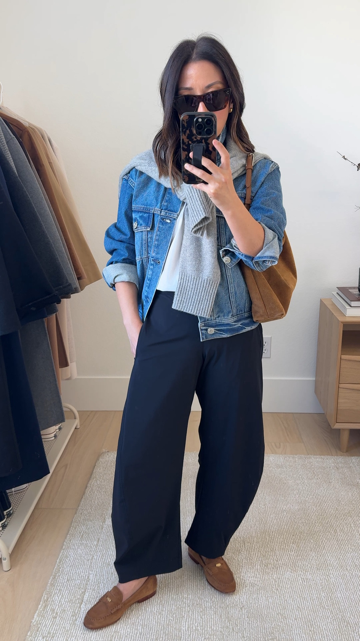 Ruti On The Loose Work Pant. A barrel tech pant if you will. A pant that will work for everything! High rise but not has high as I’d like, so sized up to a petite 4

AYR denim jacket small
Aritzia tee medium
Everlane sweater xs
Ruti pants petite 4
Veronica Beard loafers 5.5, but run tts
Liffner shoulder bag
Celine sunglasses

#LTKSeasonal #LTKStyleTip #LTKPetite