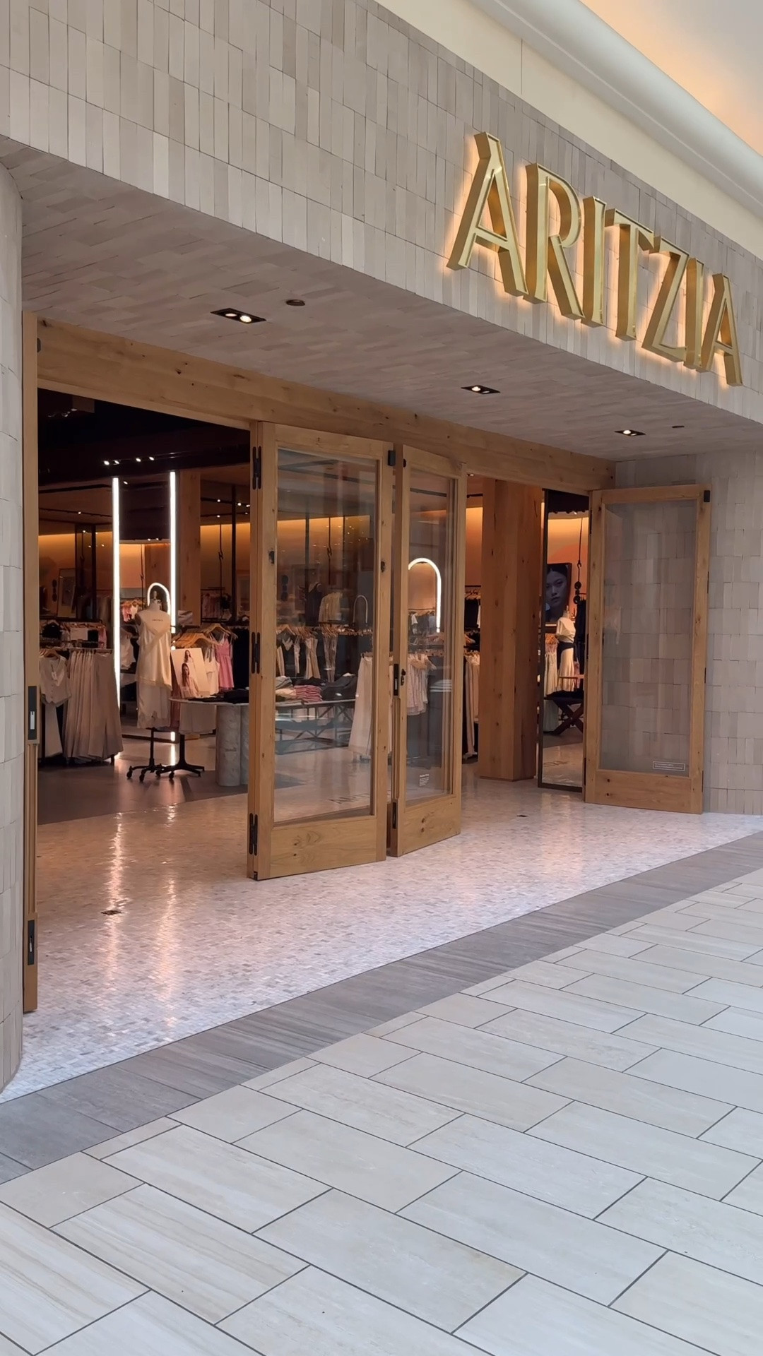 Come shop @Aritzia Sale with me!!

#LTKootd #LTKSaleAlert #LTKSeasonal
