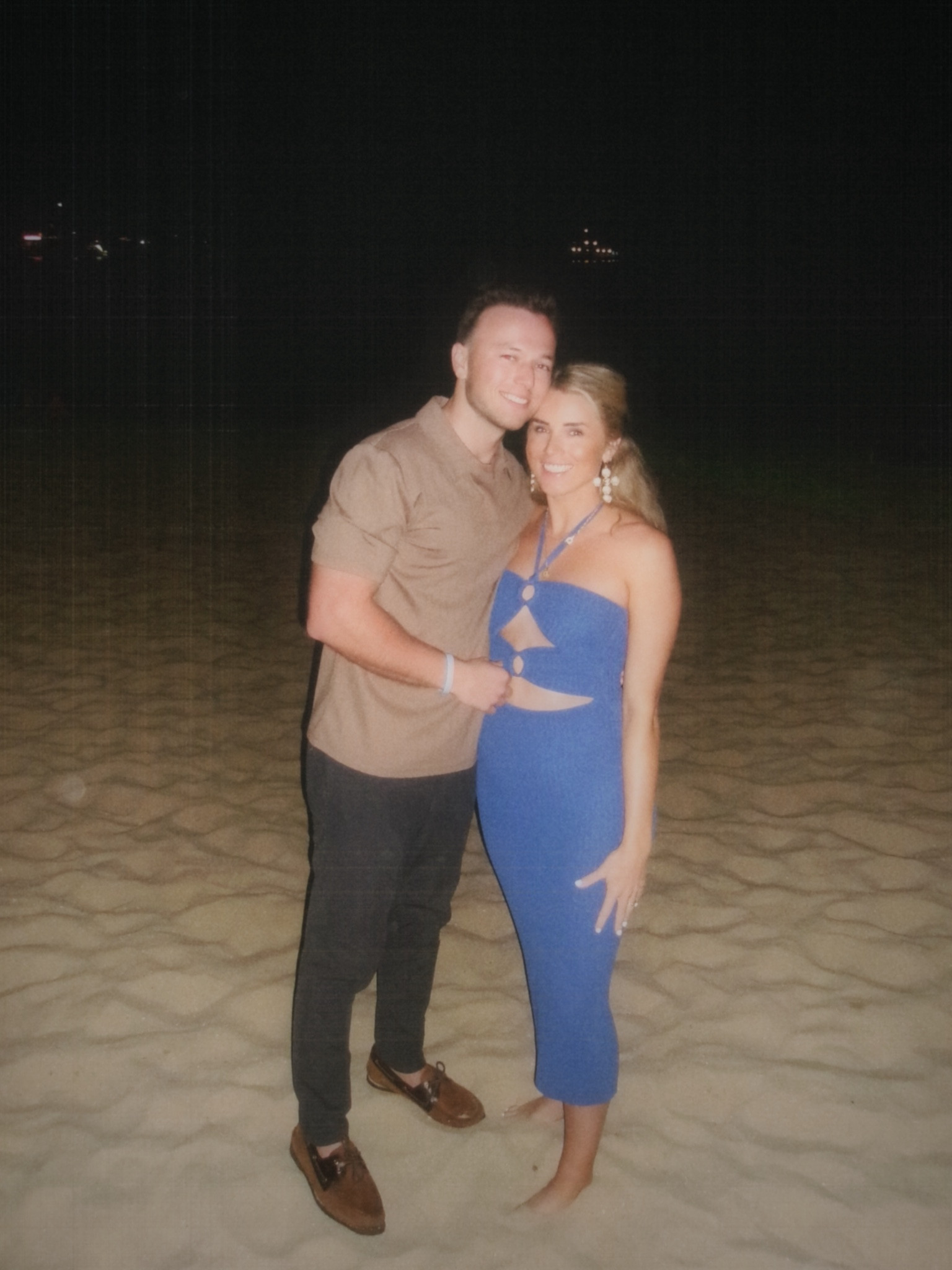 Go-to blue midi vacation dress! 

#LTKstyletip #LTKwedding #LTKtravel