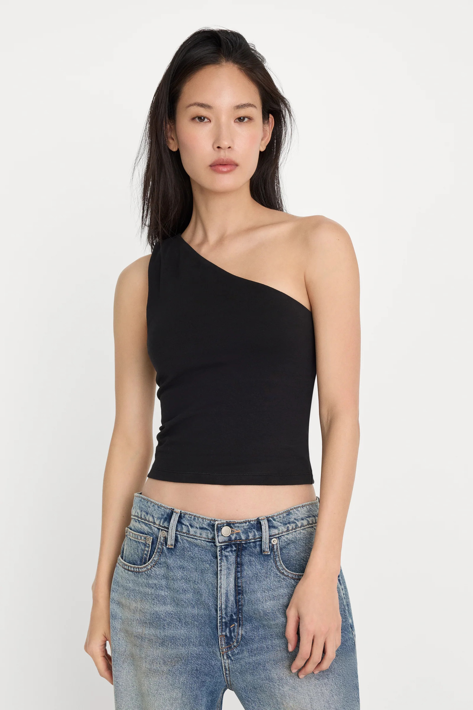 SUPER STRETCH ONE SHOULDER TANK | BLACK001 | Good American