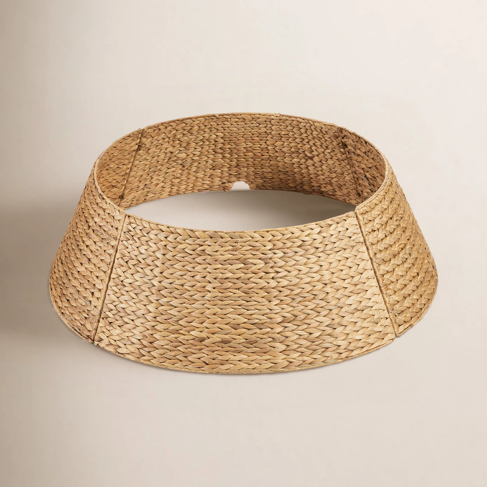 Best Choice Products Woven Hyacinth Christmas Tree Collar, Tree Skirt Accessory W/ Cord Cut-Out - Washed White | Wayfair North America