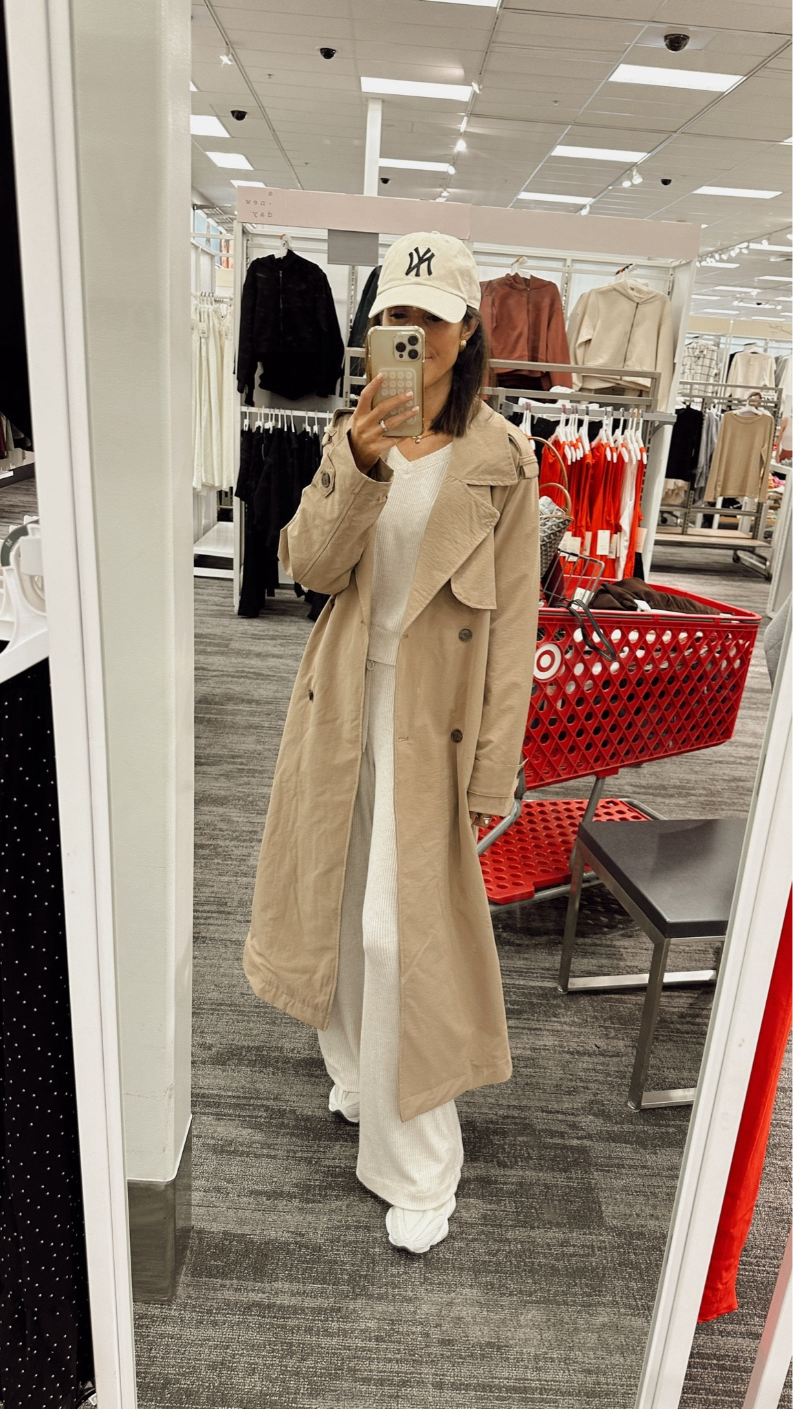 This trench coat is so good! I sized up a couple of sizes for more of an oversized fit and it's under $50!!
#targetfinds #stylinbyaylin #aylin

#LTKVideo #LTKSeasonal #LTKStyleTip