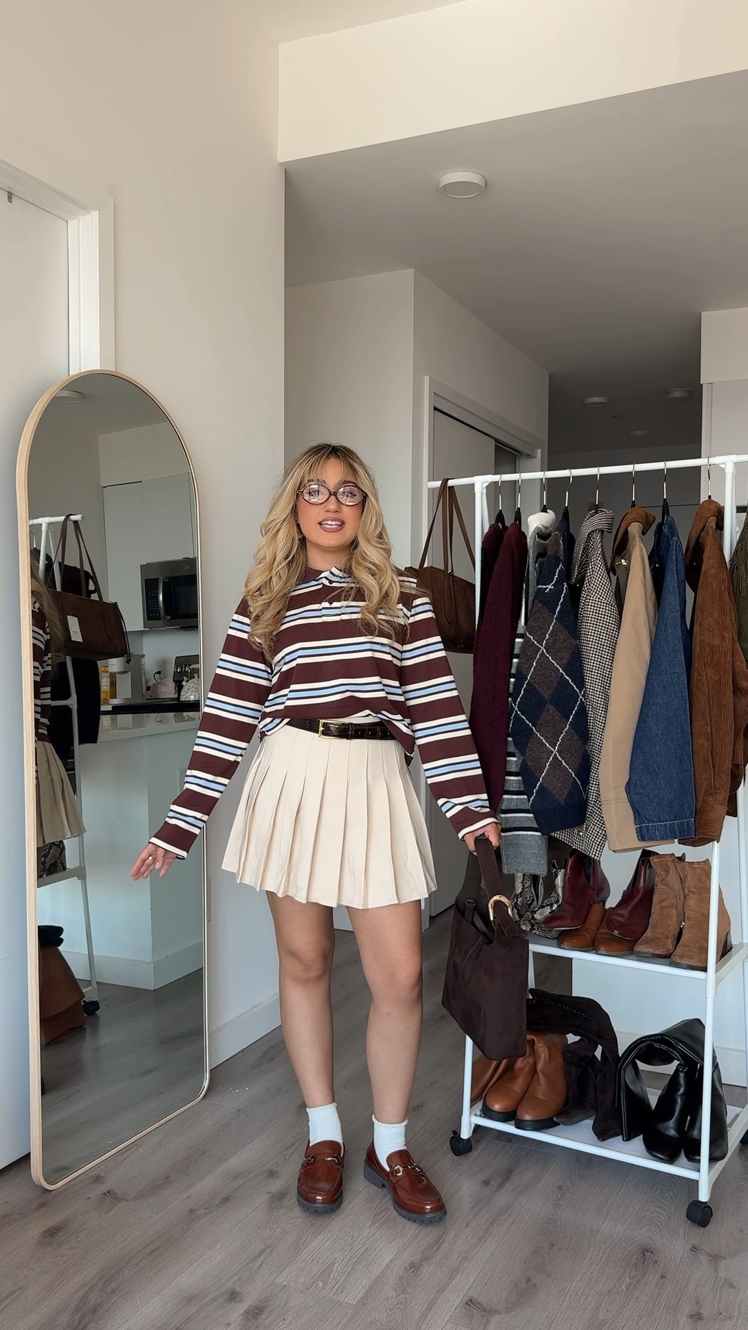 Sharing a fall trendy outfit idea! 


Pacsun, pleated skirt, preppy fall outfit 

#LTKFallSale #LTKSeasonal #LTKStyleTip