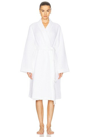 Parachute Waffle Robe in White - White. Size S (also in M, L, XL). | FWRD 