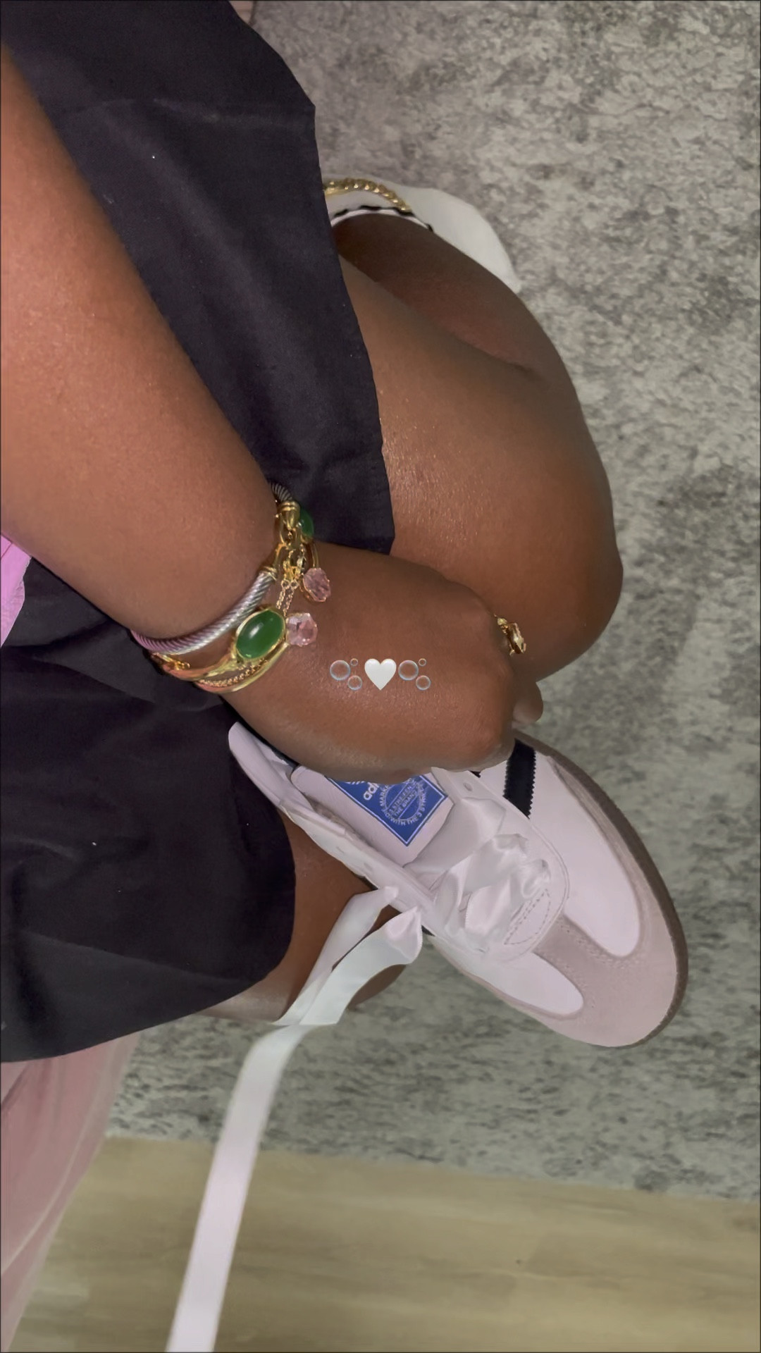 Spice up your sambas 🫧🎀 

#LTKVideo #LTKOver40 #LTKStyleTip