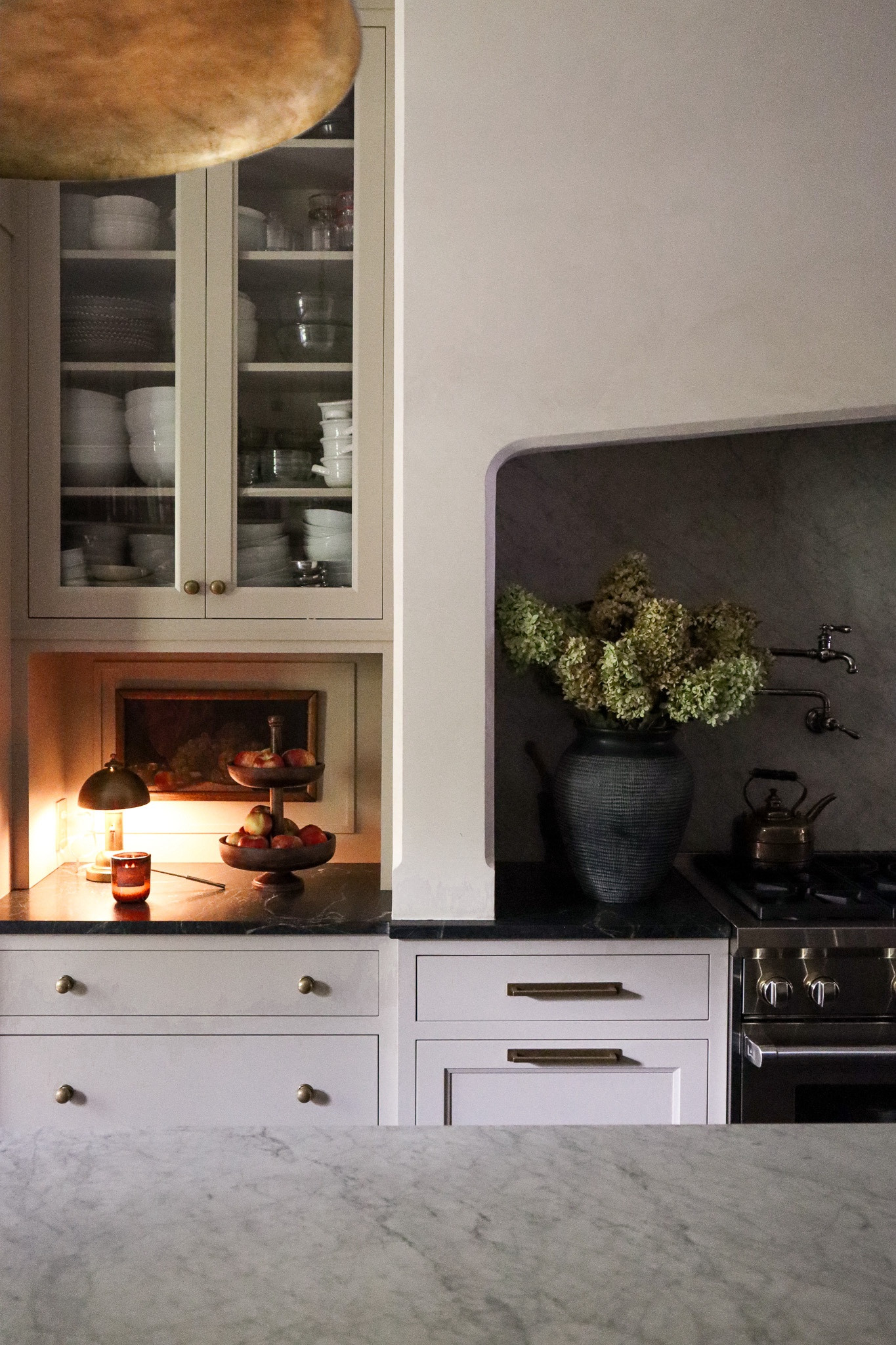 Shop our kitchen 🖤

#LTKSeasonal #LTKHome #LTKFindsUnder100