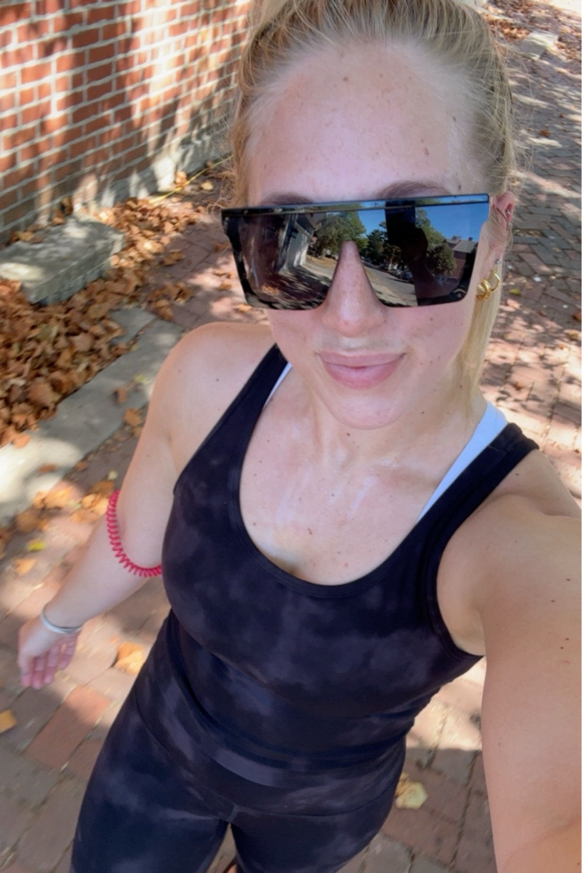 Matching buttery soft Amazon set, running approved ☑️👟

#LTKActive #LTKStyleTip #LTKFindsUnder50