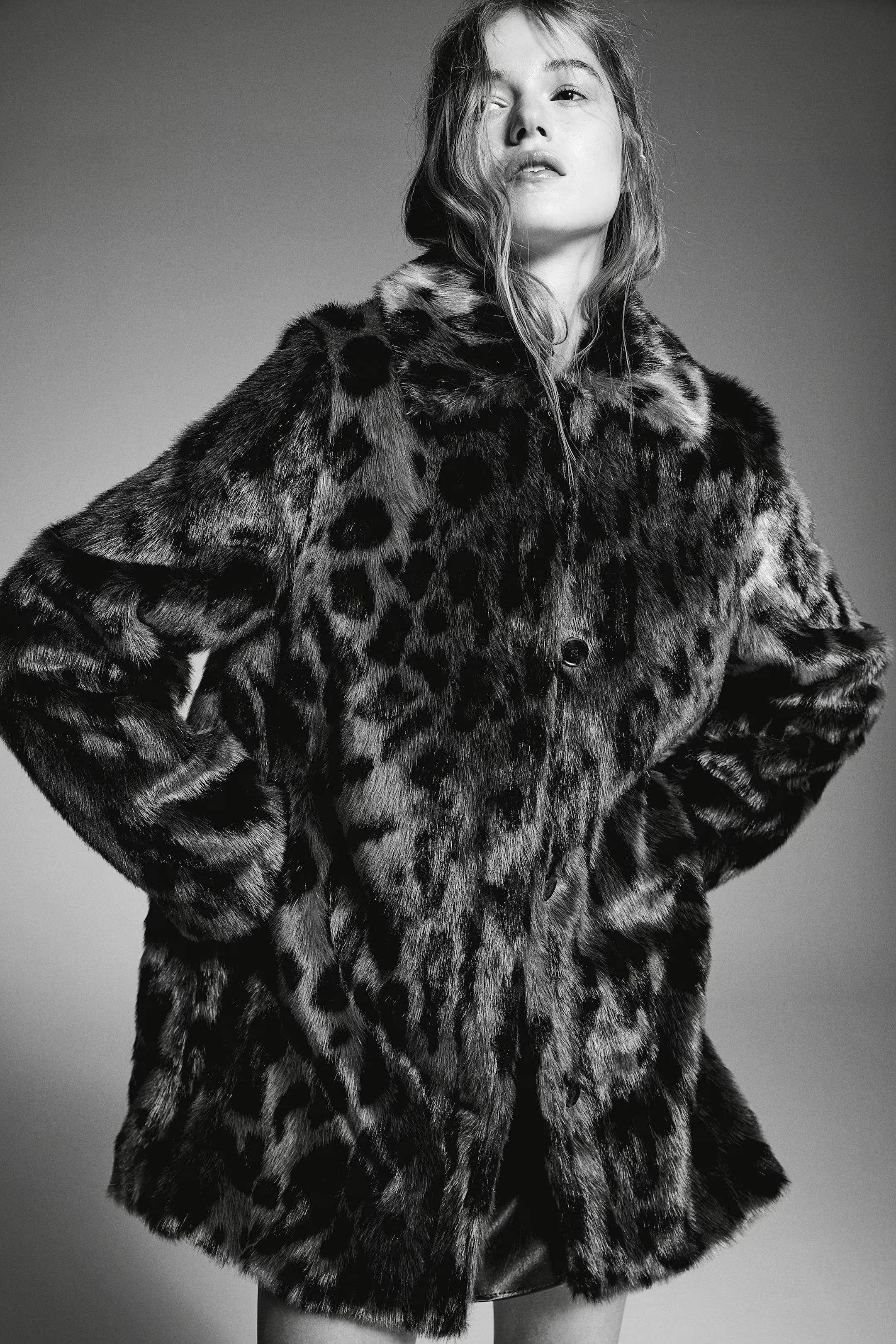 Fluffy coat - Beige/Leopard print - Ladies | H&M GB | H&M (UK, MY, IN, SG, PH, TW, HK)