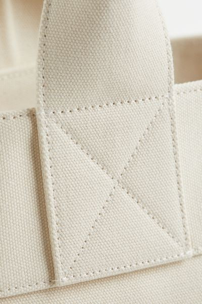 Canvas shopper | H&M (UK, MY, IN, SG, PH, TW, HK)