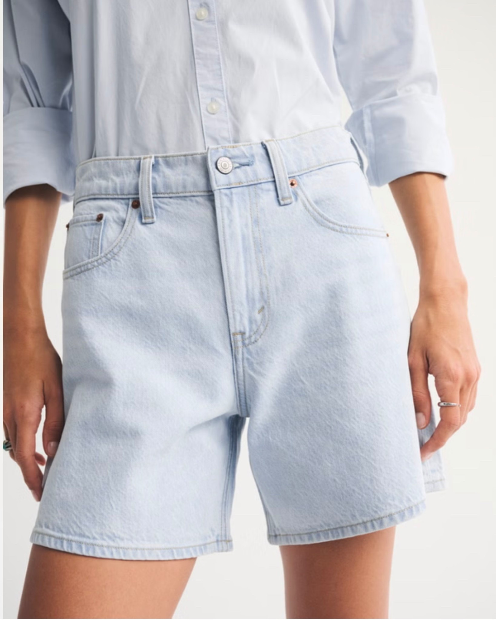 My go to shorts 👏🏼 mom denim shorts, best fit and love the longer length 
Abercrombie denim shorts 
