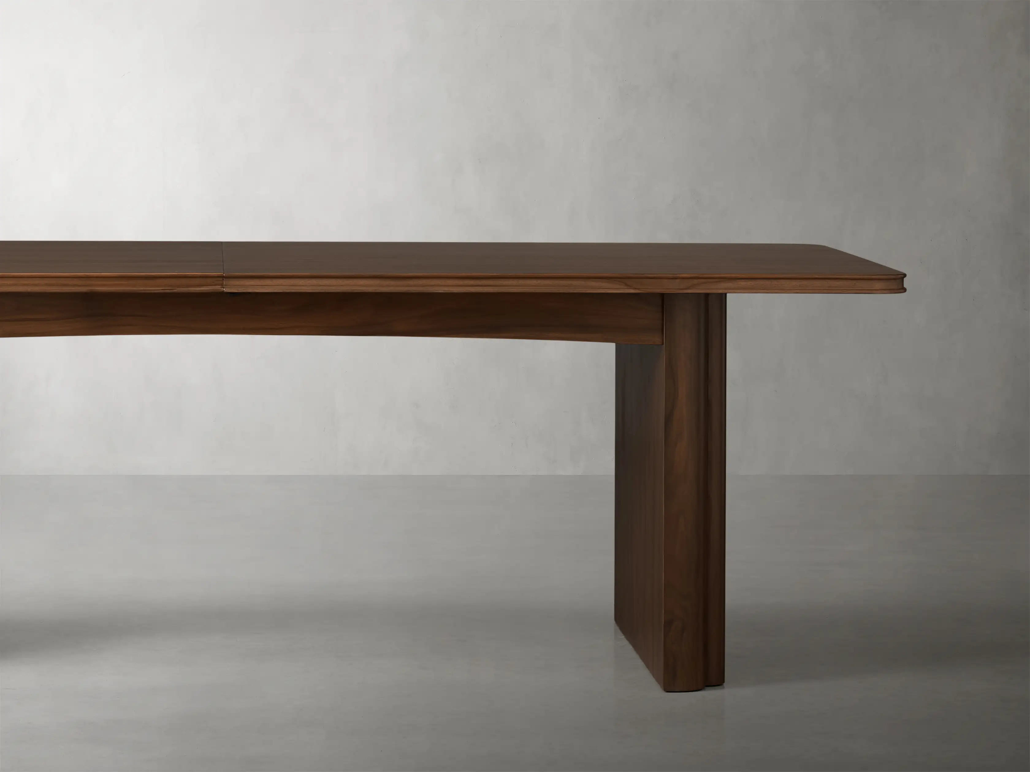Fitzgerald Dining Table | Arhaus