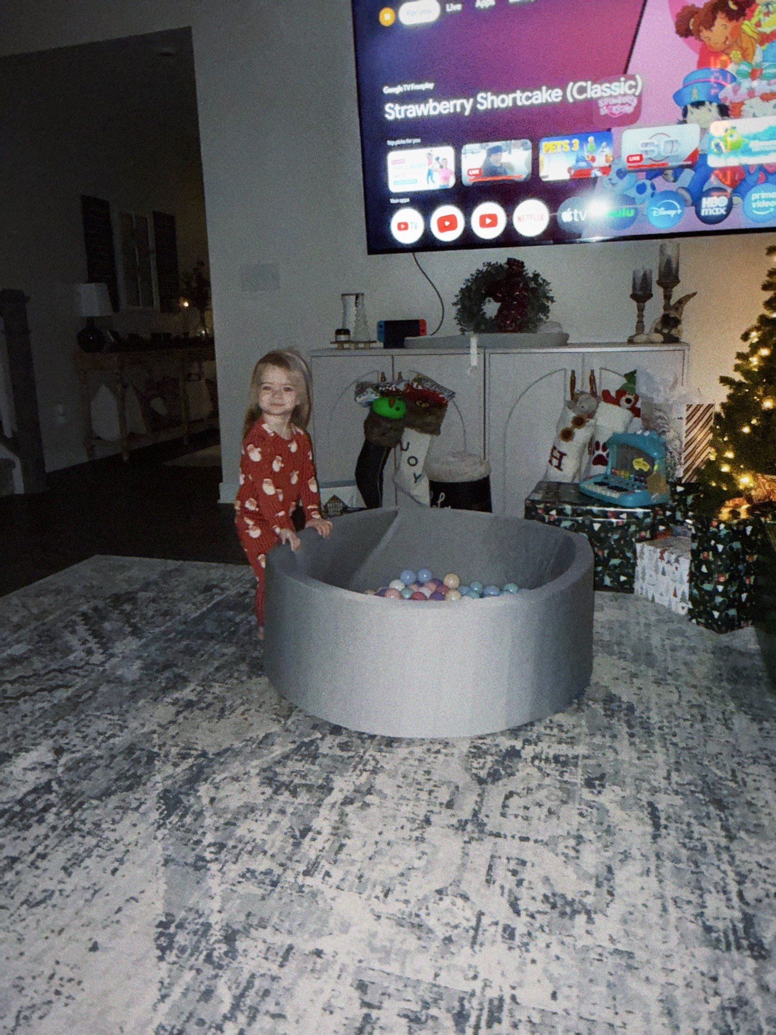 Ball pit for the win! We ended up doing 300 balls to fill it. Great gift for 1-3 year old


#LTKKids #LTKmomlife #LTKdayinmylife