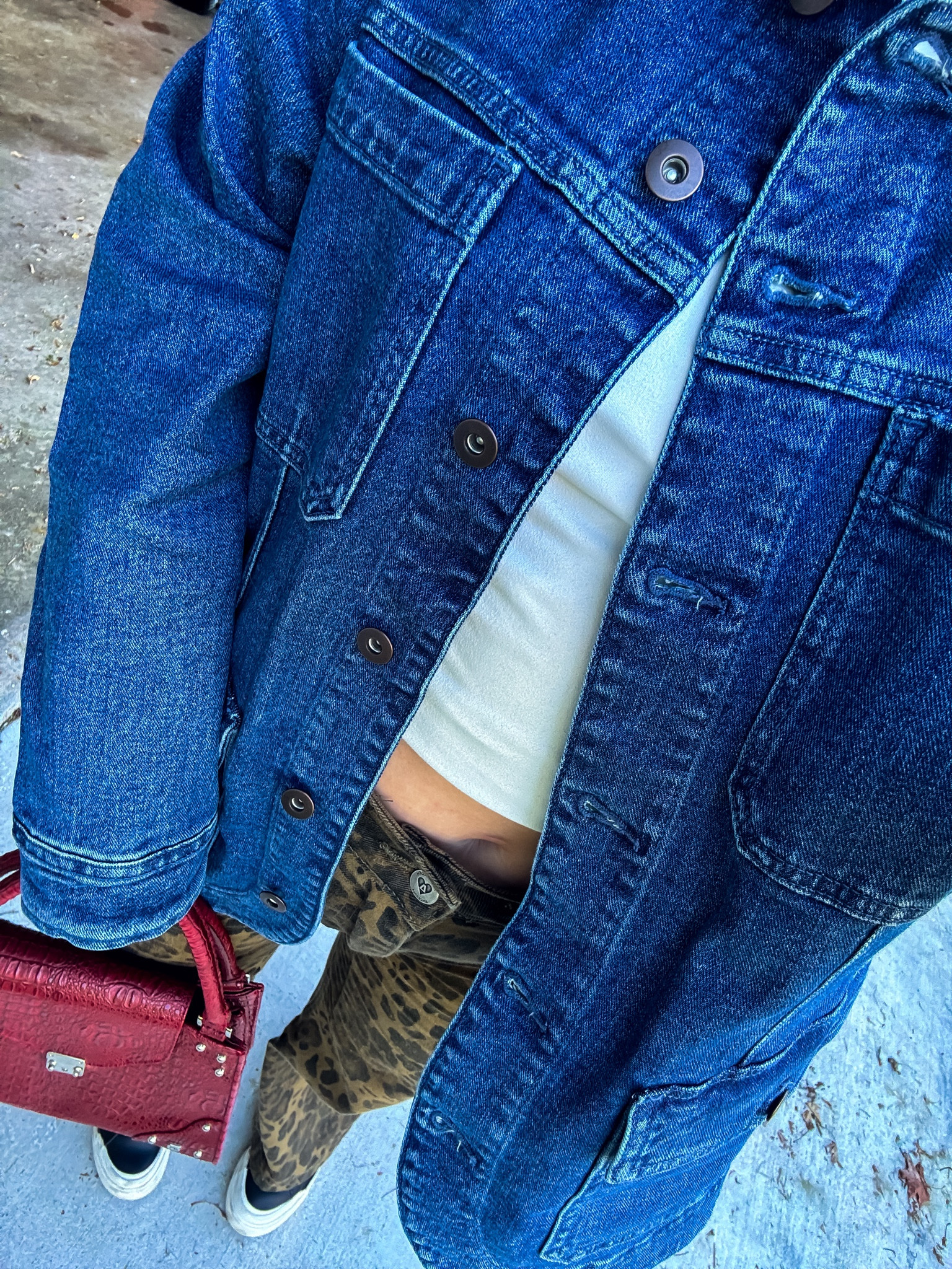 denim & red 🔥 

#LTKxPrimeDay #LTKStyleTip #LTKFindsUnder100