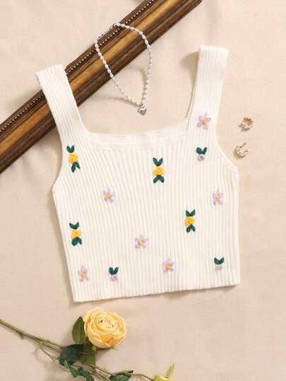 Plus Floral Embroidery Knit Top | SHEIN