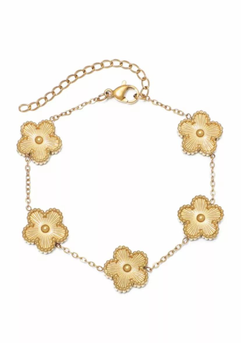 Tarnish Resistant 14k Yellow Gold Plated 5-Leaf Clover Station Bracelet | Belk