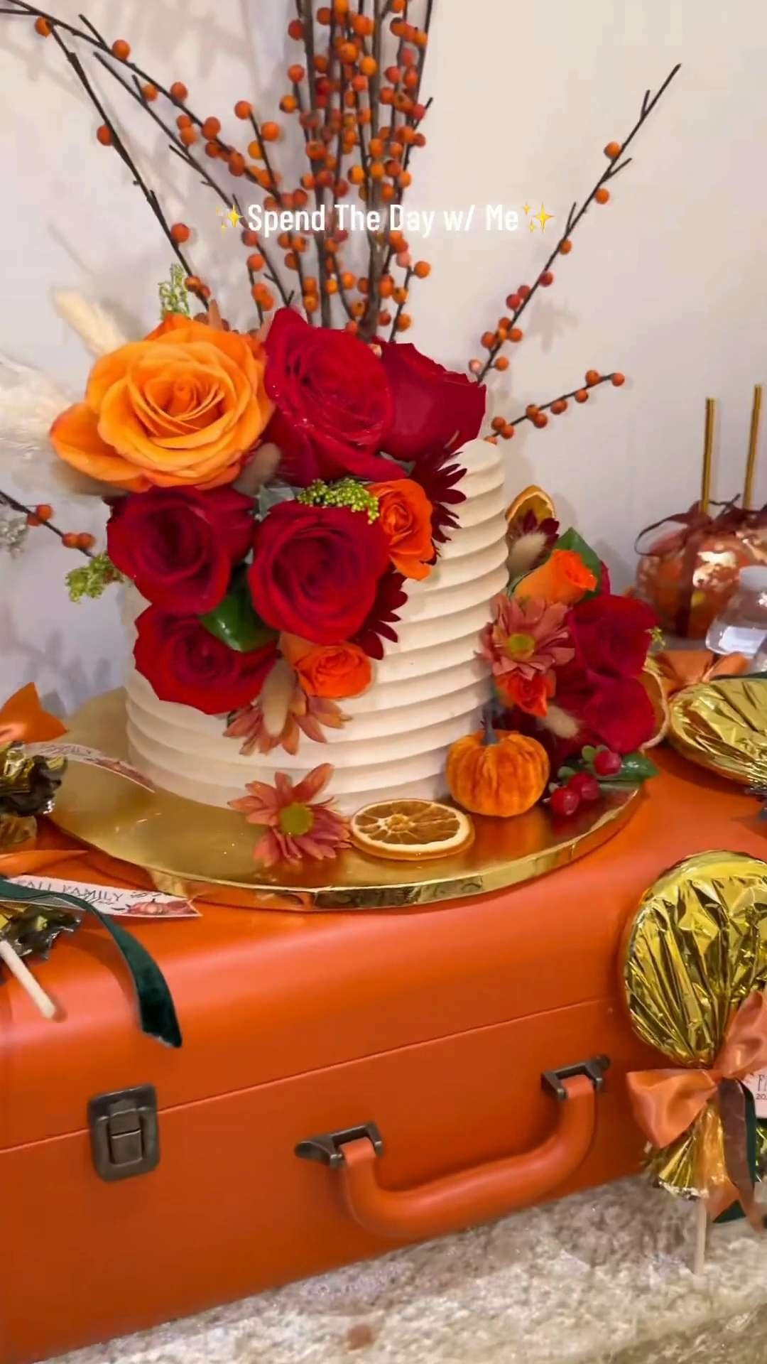 Besties! What did you wear to the living room this year?? Did you have a good time? 🦃🍂💕 #clean #cleantok #dayinthelife #routine #organized 

#LTKFindsUnder100 #LTKHoliday #LTKdayinmylife #LTKgrwm