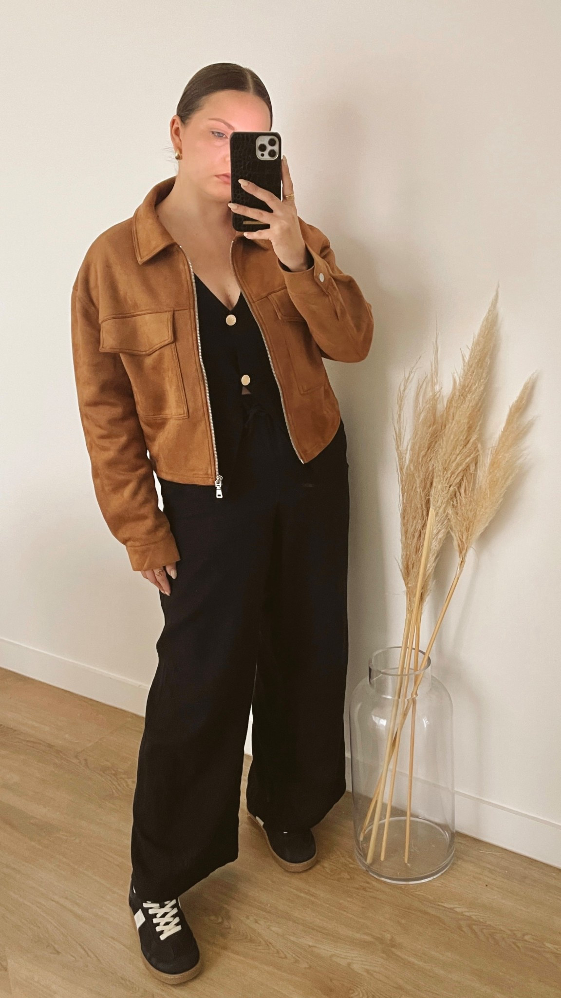 Styling the perfect autumn jacket  in casual way 🍂

#LTKautumn #LTKaustralia #LTKstyletip