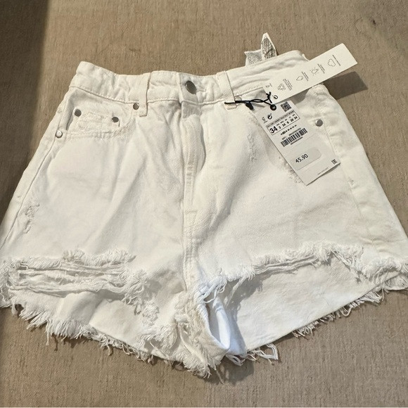 NWT Zara white high rise shorts | Poshmark