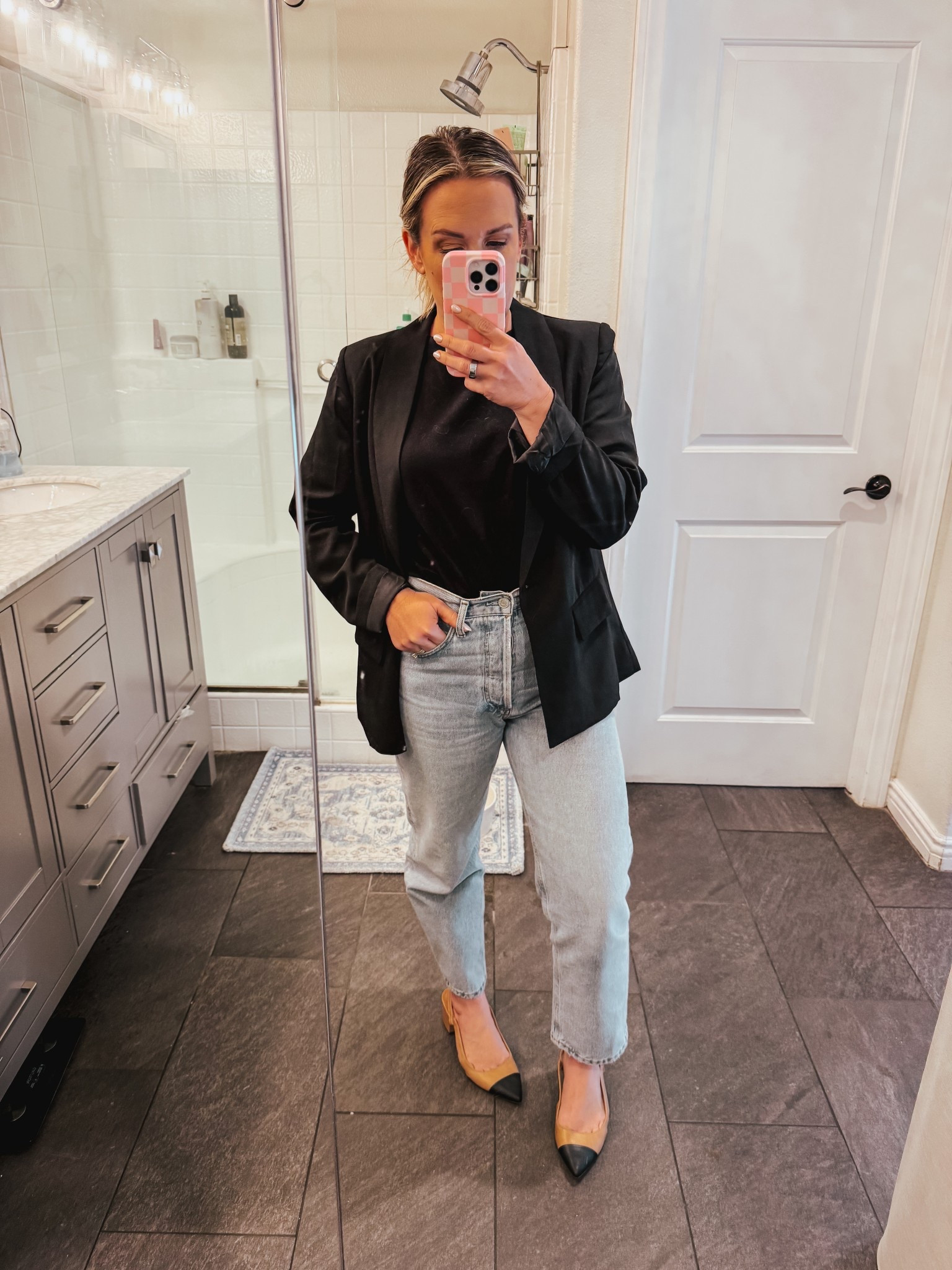 This outfit is great for date night, business casual and even WFH

Oversized blazer in XS - very lightweight but still a great shape. Sleeves and overall length are a tad long for me but I don’t mind

Aritzia Structured tee is amazing on its own or under blazers and cardigans. Runs slightly oversized but took my true size small

Agolde 90s crop pinch waist jeans size 27” hit me right at the ankle at 5’ 1 1/2"

#LTKOver40 #LTKWorkwear
