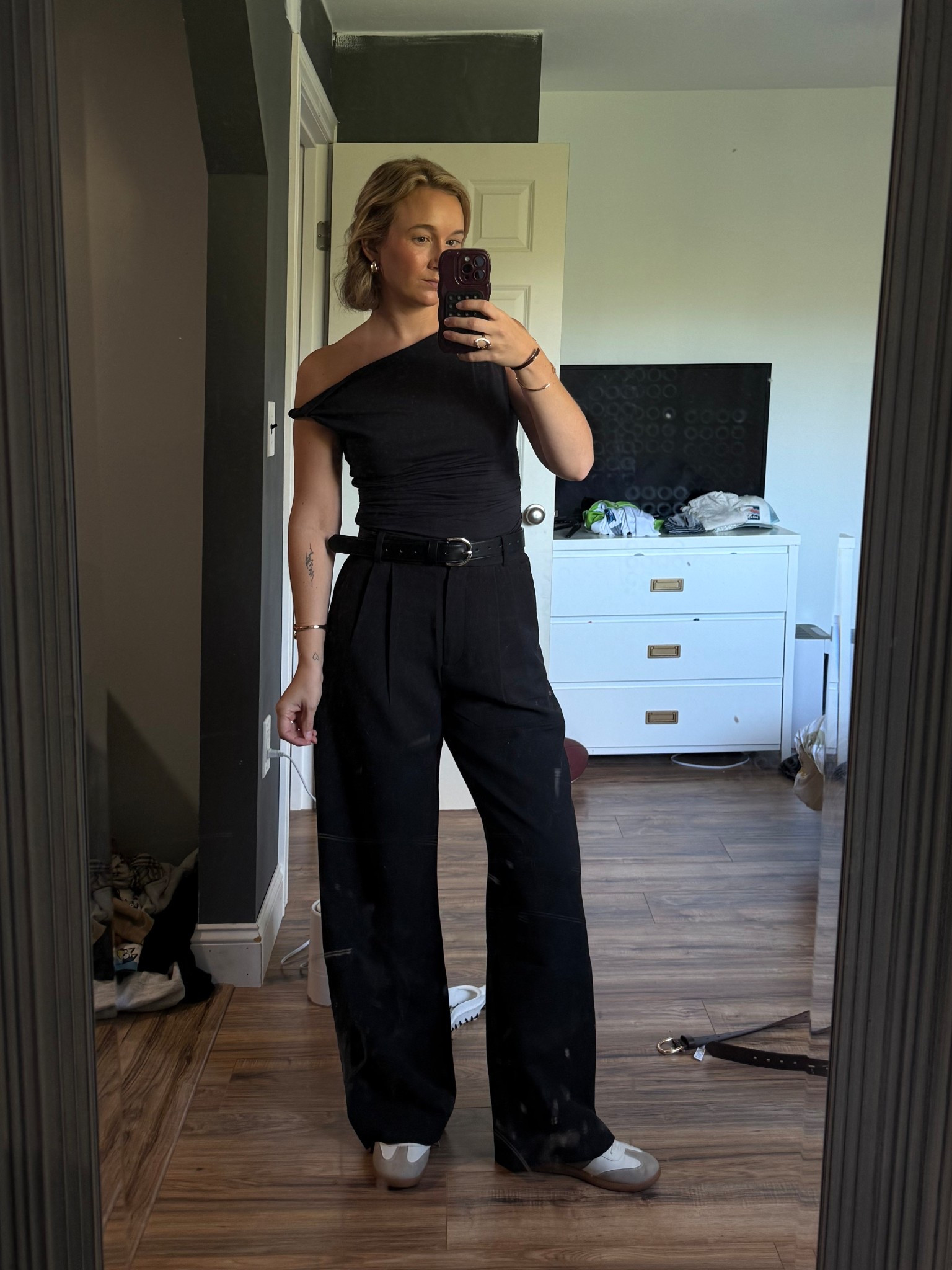 Wedding photographer outfit! 

Small in top and size 27 in pants 

#LTKSeasonal #LTKFindsUnder100 #LTKWedding