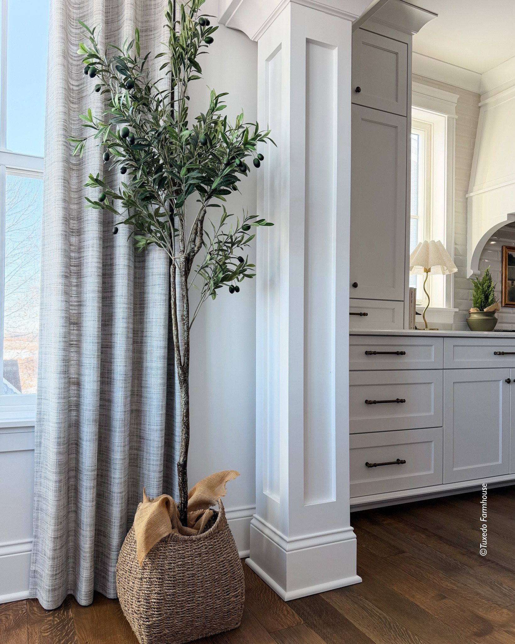 A faux tree in a basket is a great look for Spring.  I’ve had this basket and olive tree for a long time and they are still favs of mine. Both are on sale at great price points.

Seasonal, home decor, trees, baskets, lamps, curtains, bookends

#LTKFindsUnder50 #LTKHome #LTKSeasonal