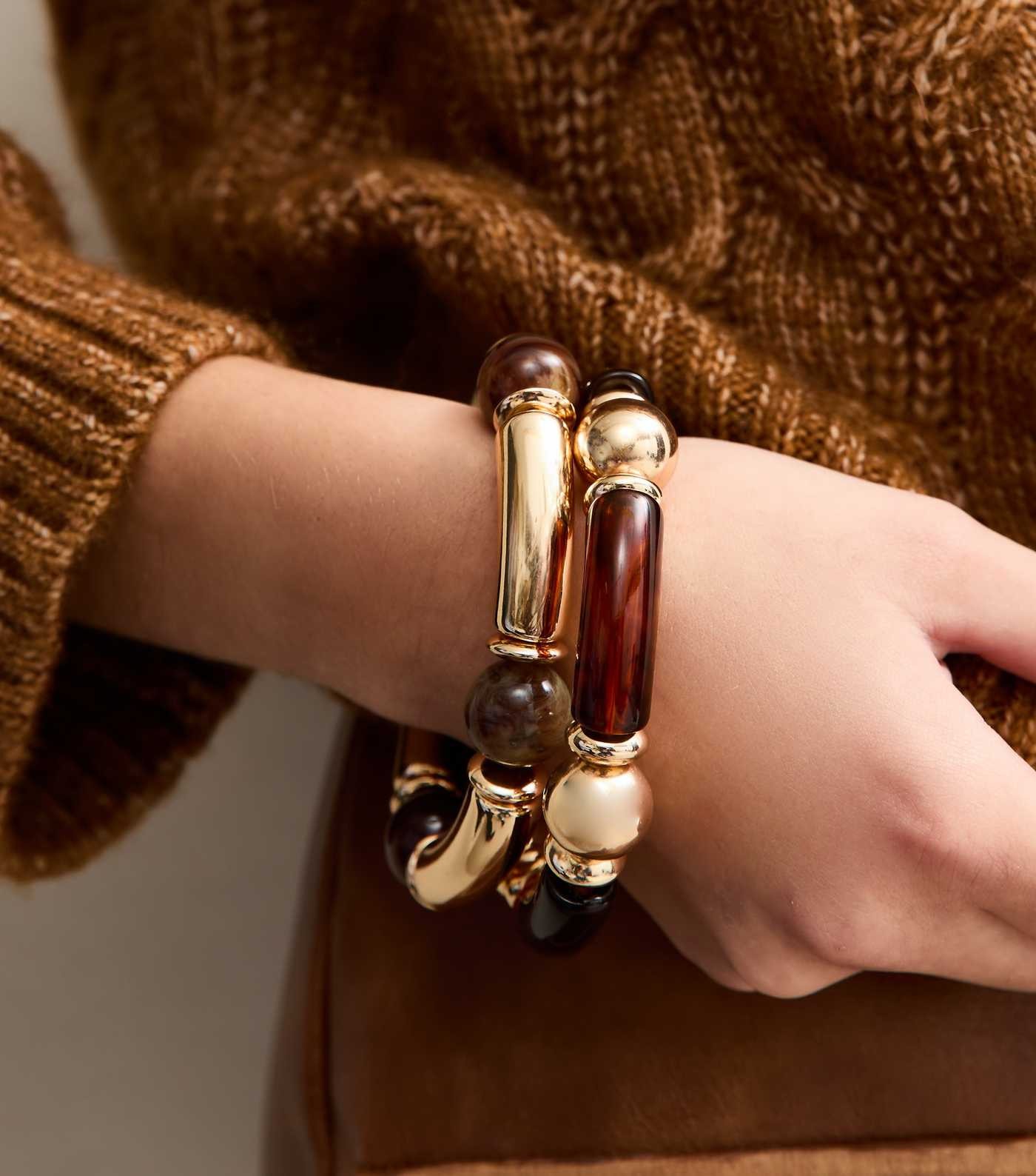 Pack Of 2 Gold Tone Beaded Bracelets | New Look | New Look (UK)