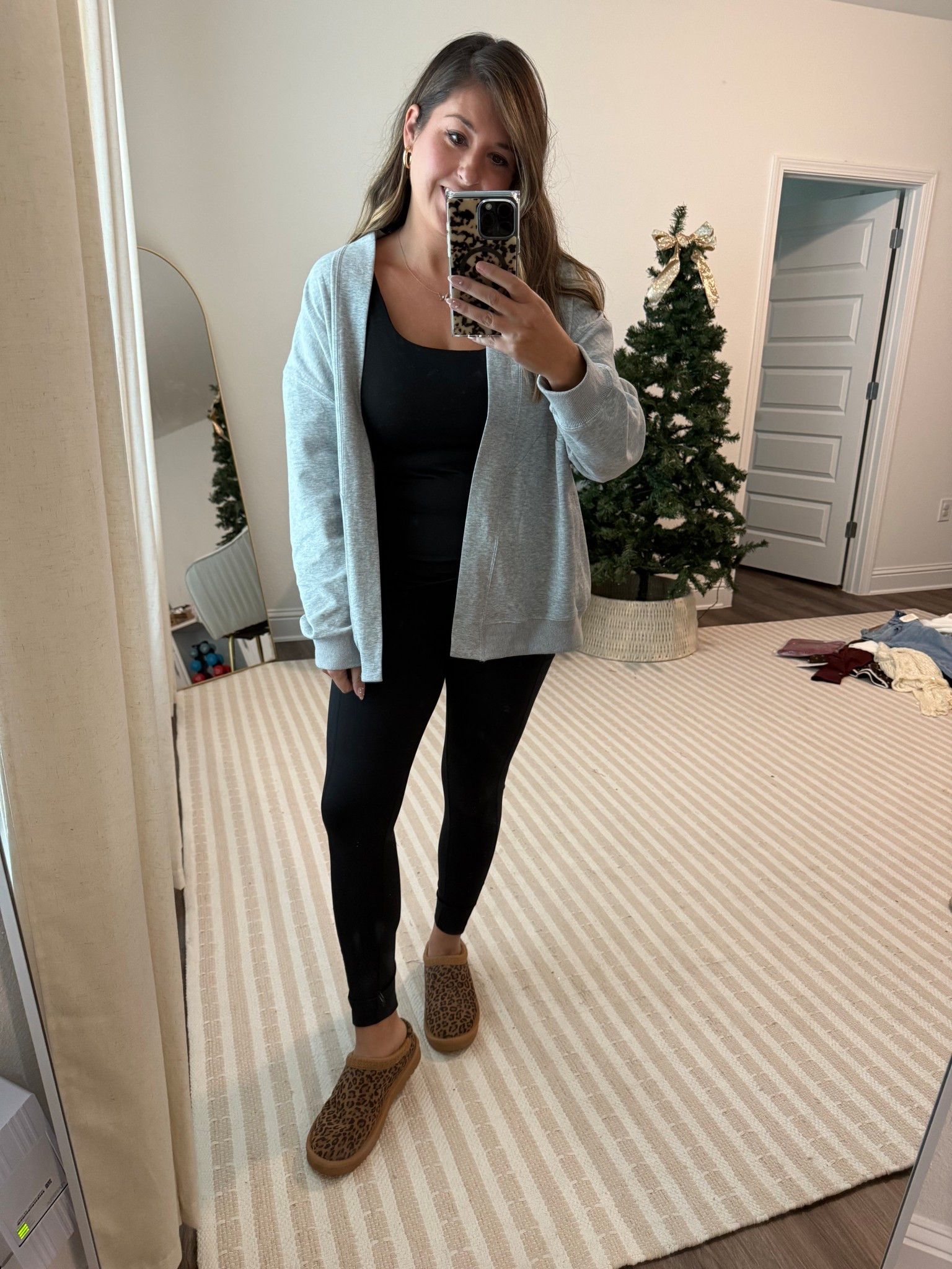 Comfy basic outfit, cyber Monday deals, must have leggings 

Wearing large in tops and s/m in leggings 

#LTKFindsUnder50 #LTKSaleAlert #LTKCyberWeek