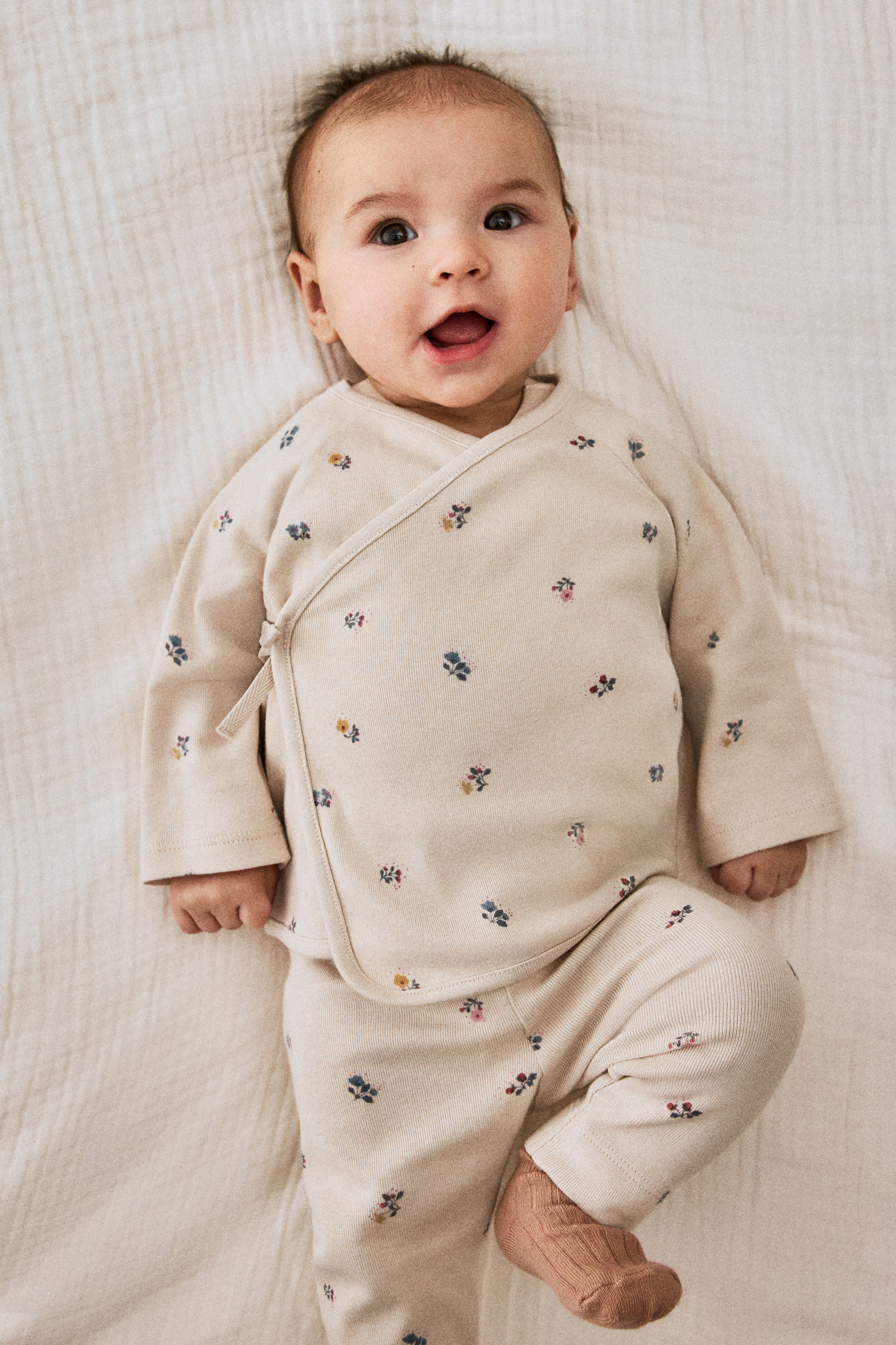 2-piece Wrapover Top and Leggings Set | H&M (US + CA)