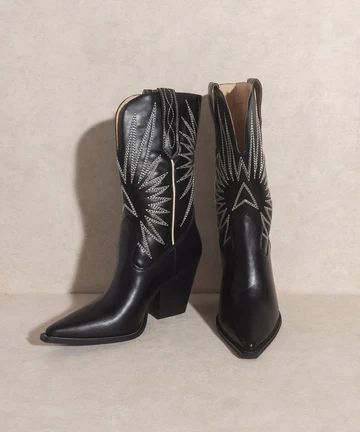 Emersyn Embroidered Cowboy Boots - Black | Alexa Reece Boutique