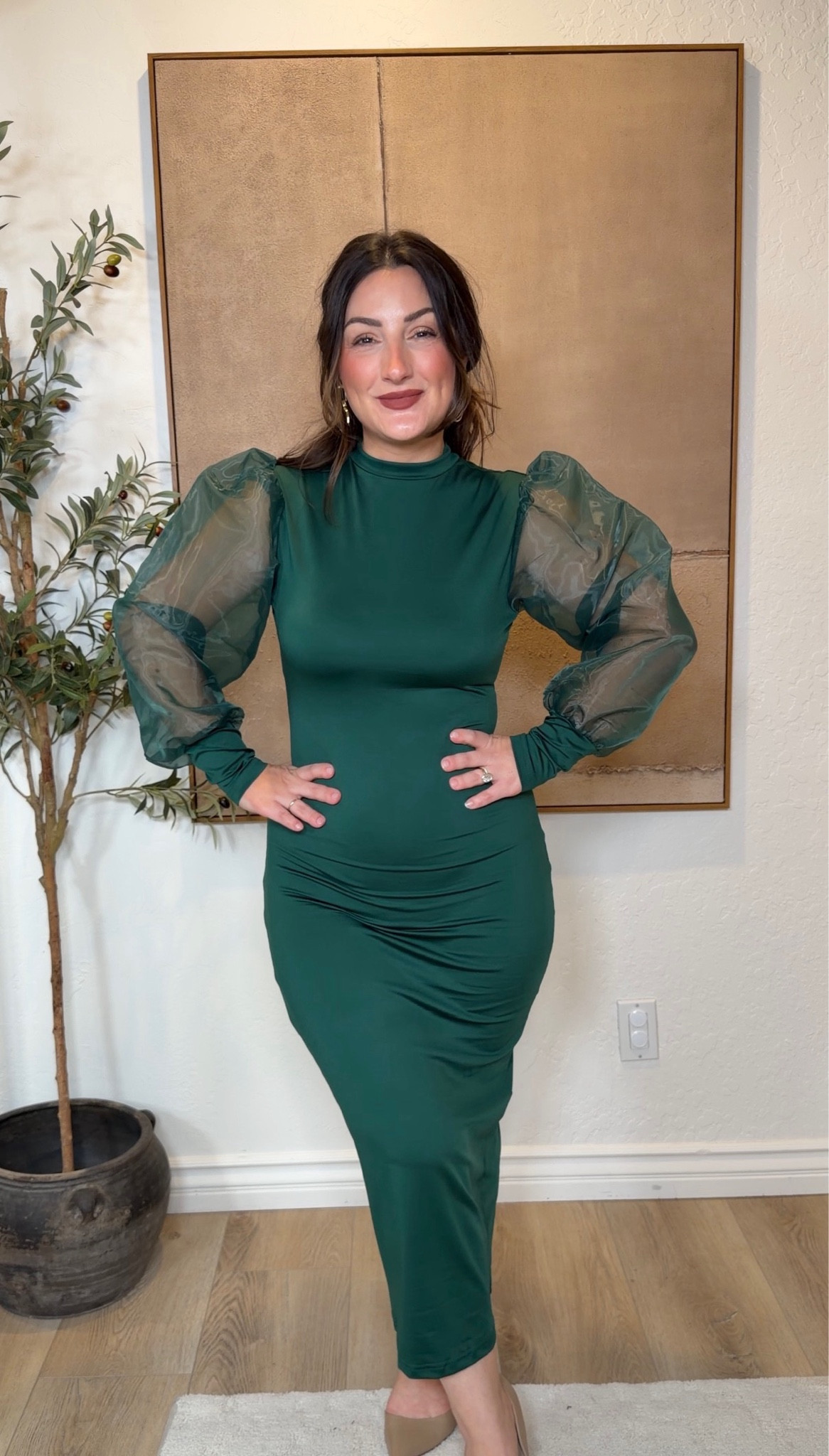 Gorgeous dress with statement mesh sleeves! Size small (5'0" 140lbs)


#LTKWedding #LTKPetite #LTKFindsUnder50