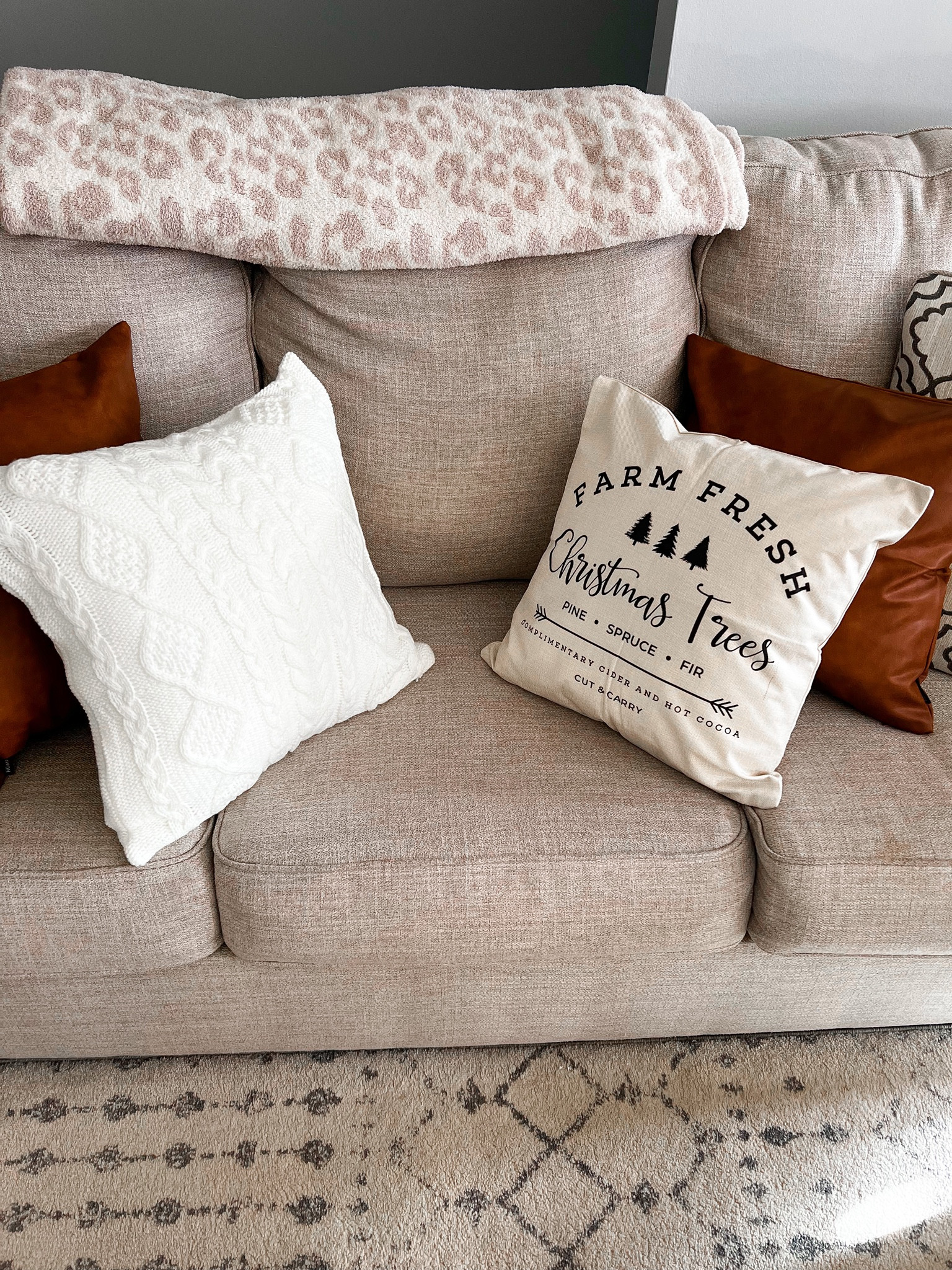 Holiday decor 

#LTKSeasonal #LTKunder50 #LTKHoliday