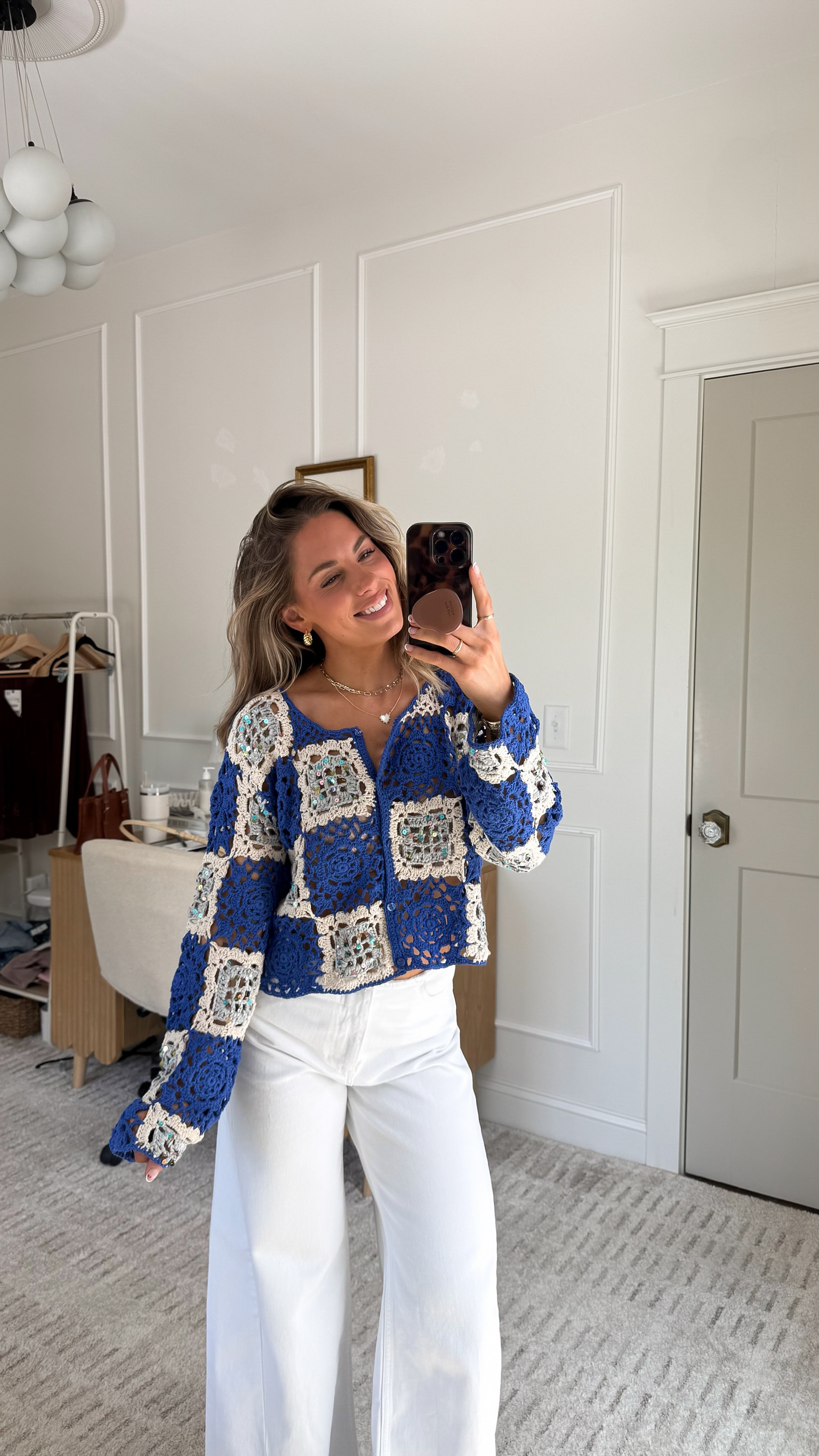 This cardigan makes me SO happy. 🤩Crocheted and has SEQUINS. wearing in a size small.

Sized up in the jeans from my usual 0/25 to a 2/26!

Summer Outfit
Casual Summer Fit
Matching Set
Zara
Zara Looks
Zara Creators
Zara Influencers 

 

#LTKFindsUnder100 #LTKStyleTip #LTKSummerEdit
