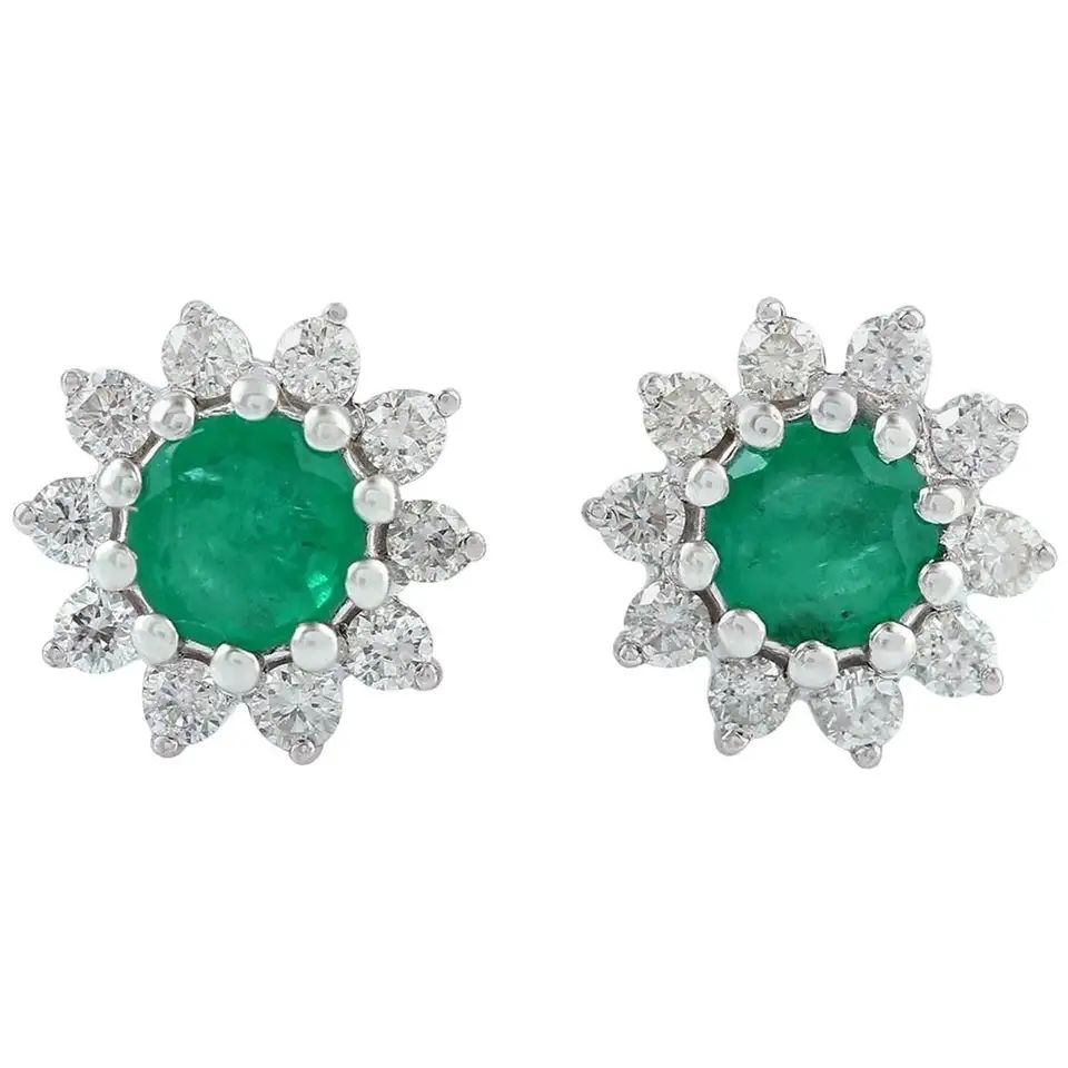 Emerald Diamond 18 Karat Gold Stud Earrings | 1stDibs