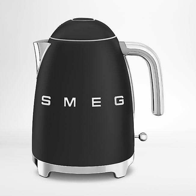 Smeg Cream Retro Electric Tea Kettle + Reviews | Crate & Barrel | Crate & Barrel