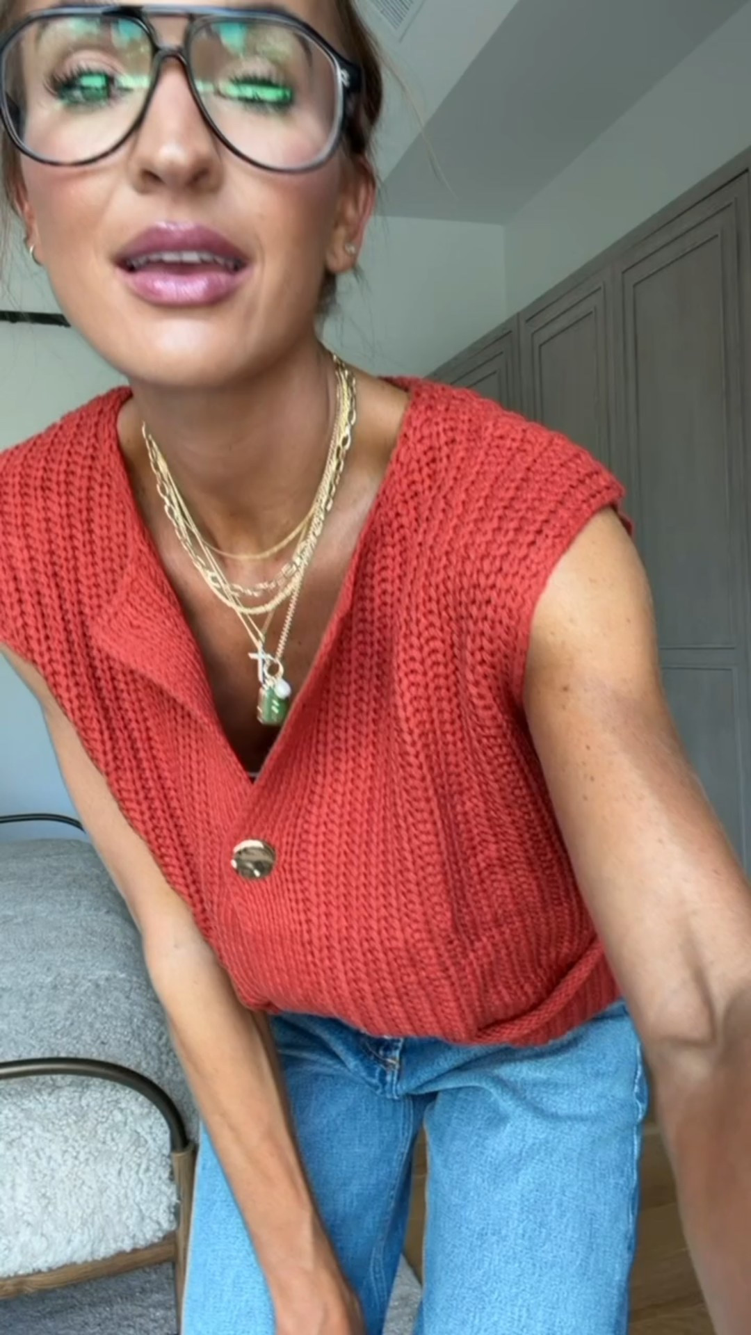 got this cozy vest in another color and it did not disappoint! 🙌🏼 runs oversized / wearing xs

#LTKFindsUnder50