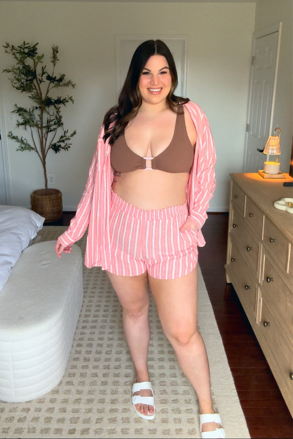 Midsize size 12/14 Aerie try on! This is my favorite look from the entire haul! This swimsuit fits perfectly as does the cover up plus the color combo is soo good together!!

Swim top/bottoms: XL
Top/Shorts: L
Shoes: 10

Swimwear, aerie swimwear, swimsuit, aerie, aerie haul, swimsuit cover up, midsize, swimsuit haul, vacation outfit

#LTKmidsize #LTKSpringSale #LTKswim