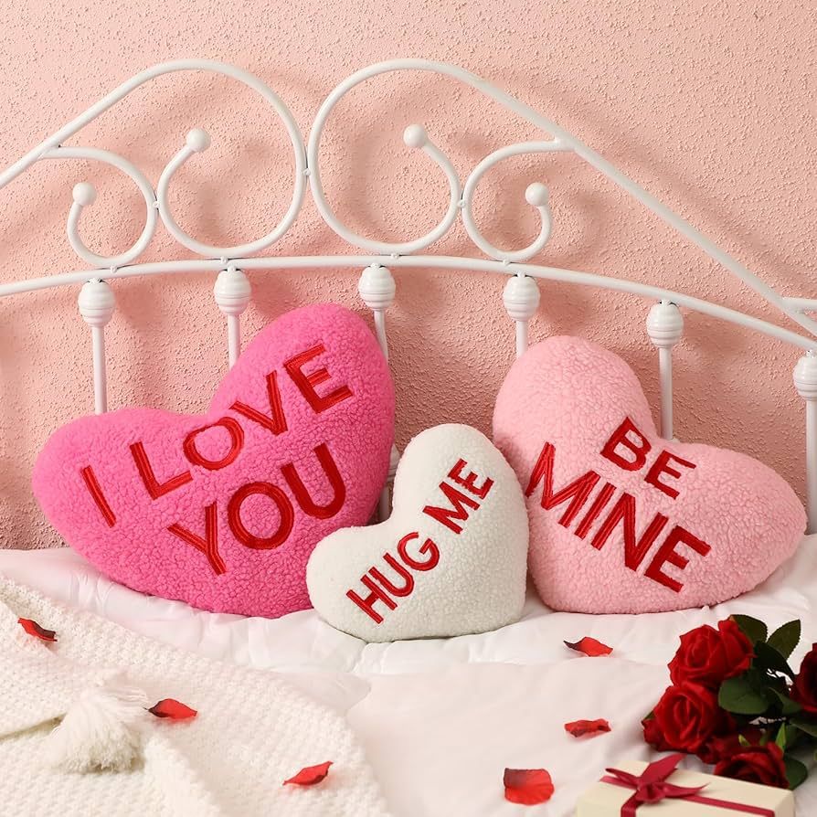 Yuntau 3 Pieces Sherpa Valentine's Day Heart Shaped Decorative Throw Pillow Red Pink Fluffy Love ... | Amazon (US)