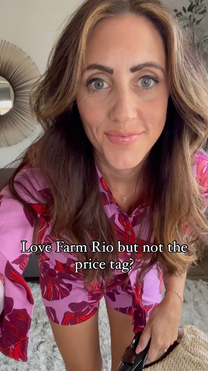 Spring outfit idea or vacation set 🌷❤️🌸💓 // the prettiest Farm Rio look for less! From Walmart! Wearing size small in top & shorts, size 8 sandals 