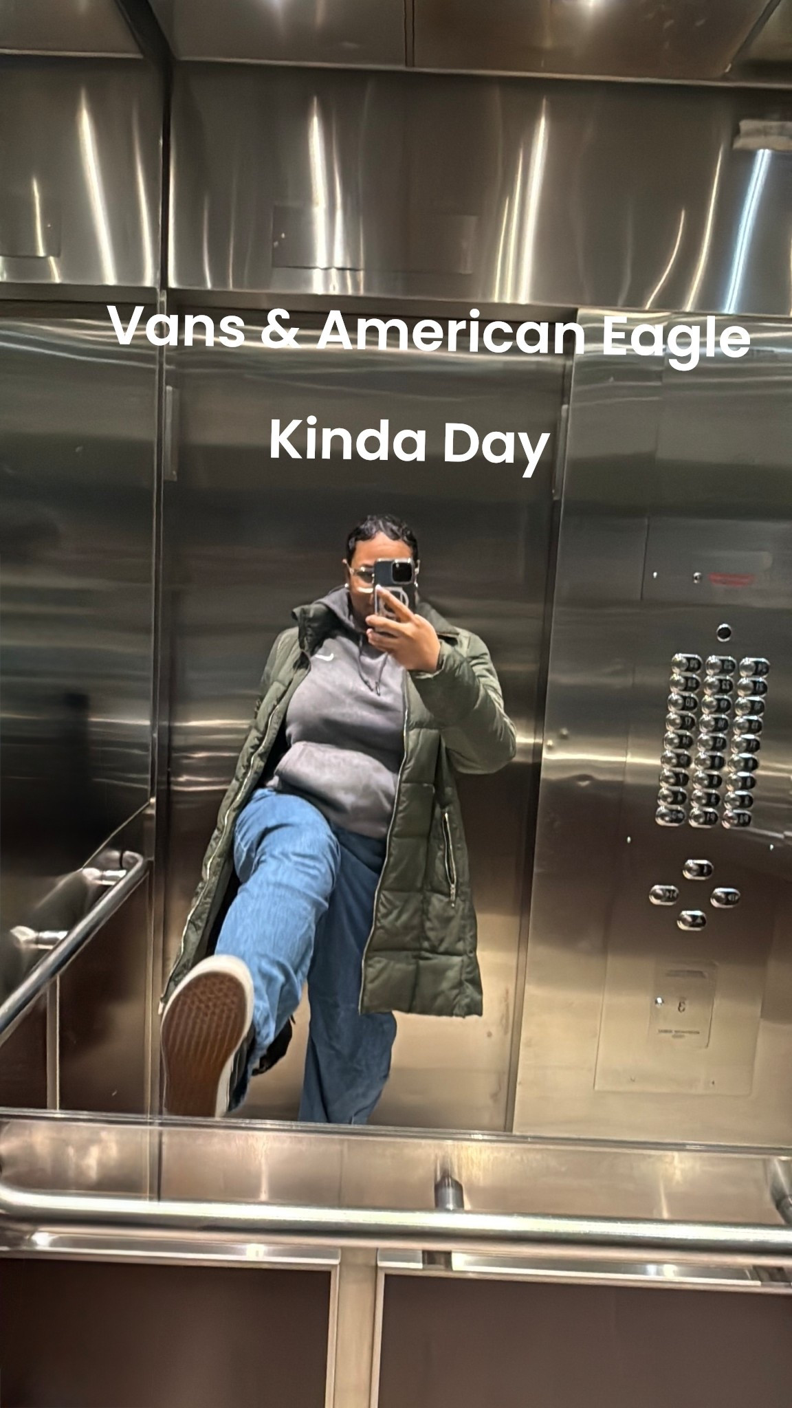 Kicking right thru the wrk week 

#LTKcanada #LTKwinter