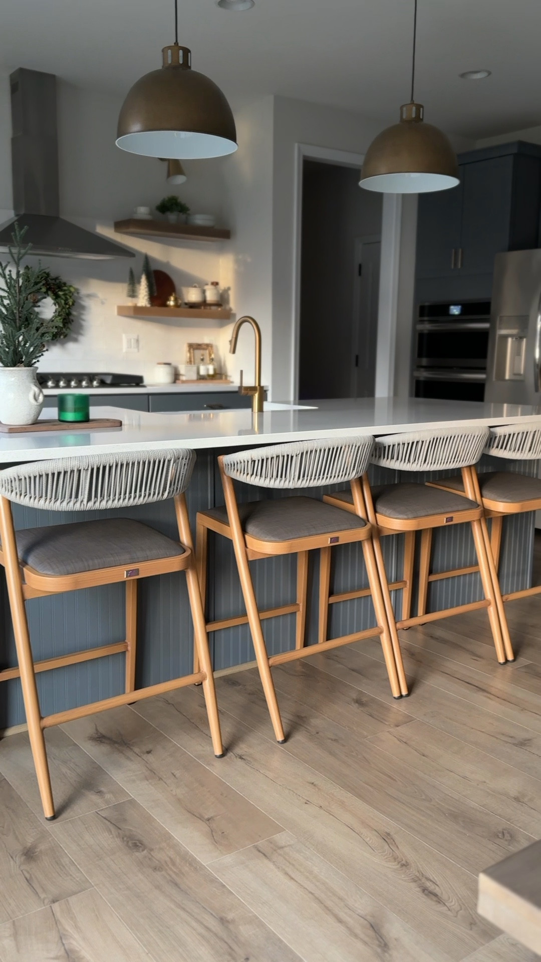 Kitchen bar stools | counter stools
Kitchen inspiration 

#LTKHome