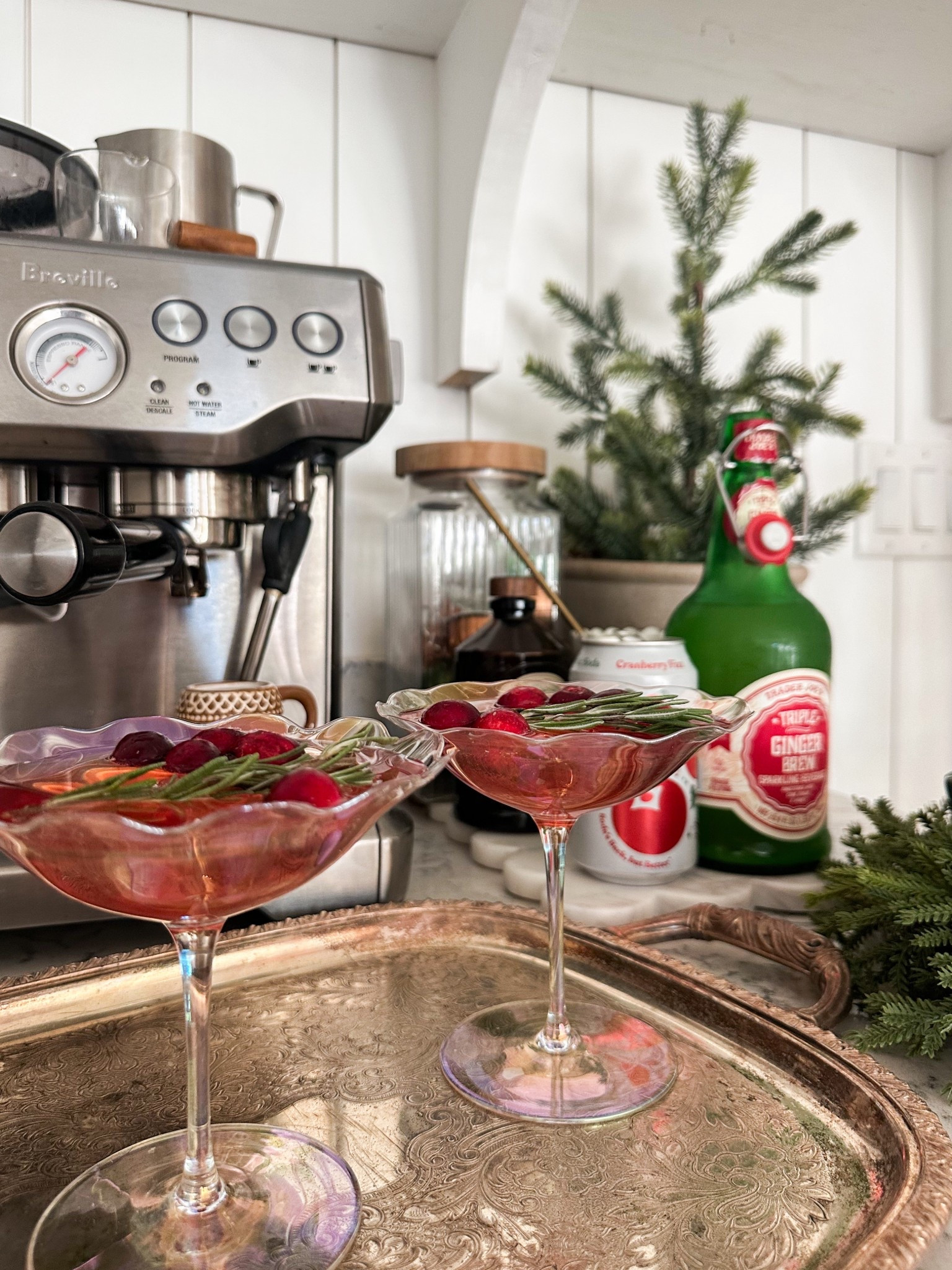 Some Holiday hosting favorites 🎄❤️ 🥂 

#LTKHome #LTKSeasonal #LTKHoliday