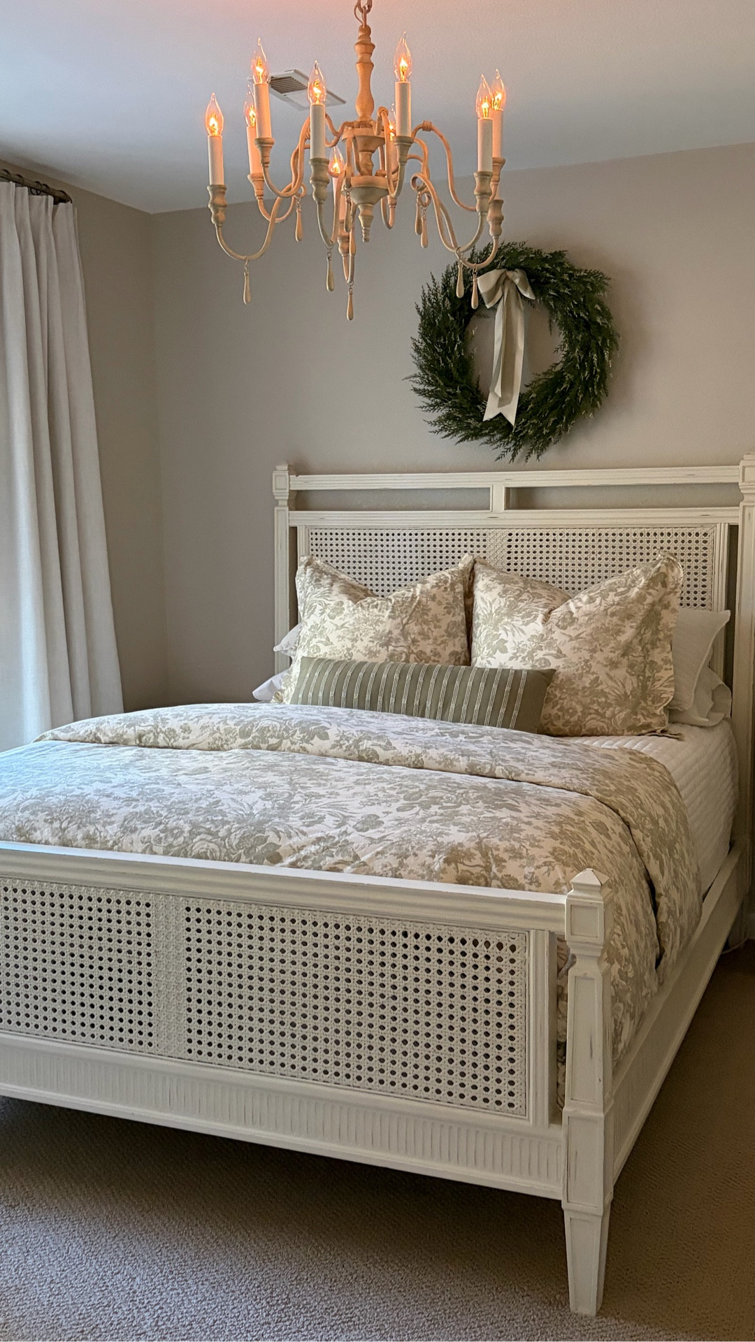 So much of my bedding and bed is on sale!! Lots of Black Friday savings!!

#LTKHoliday #LTKSaleAlert #LTKHome