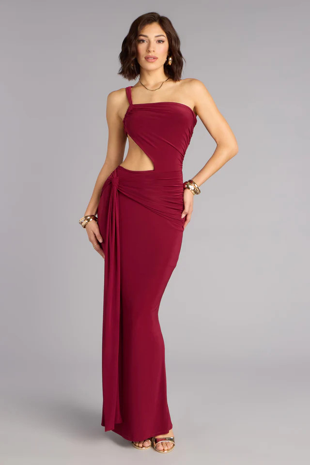 Bold Curve One-Shoulder Maxi Dress | Windsor Stores